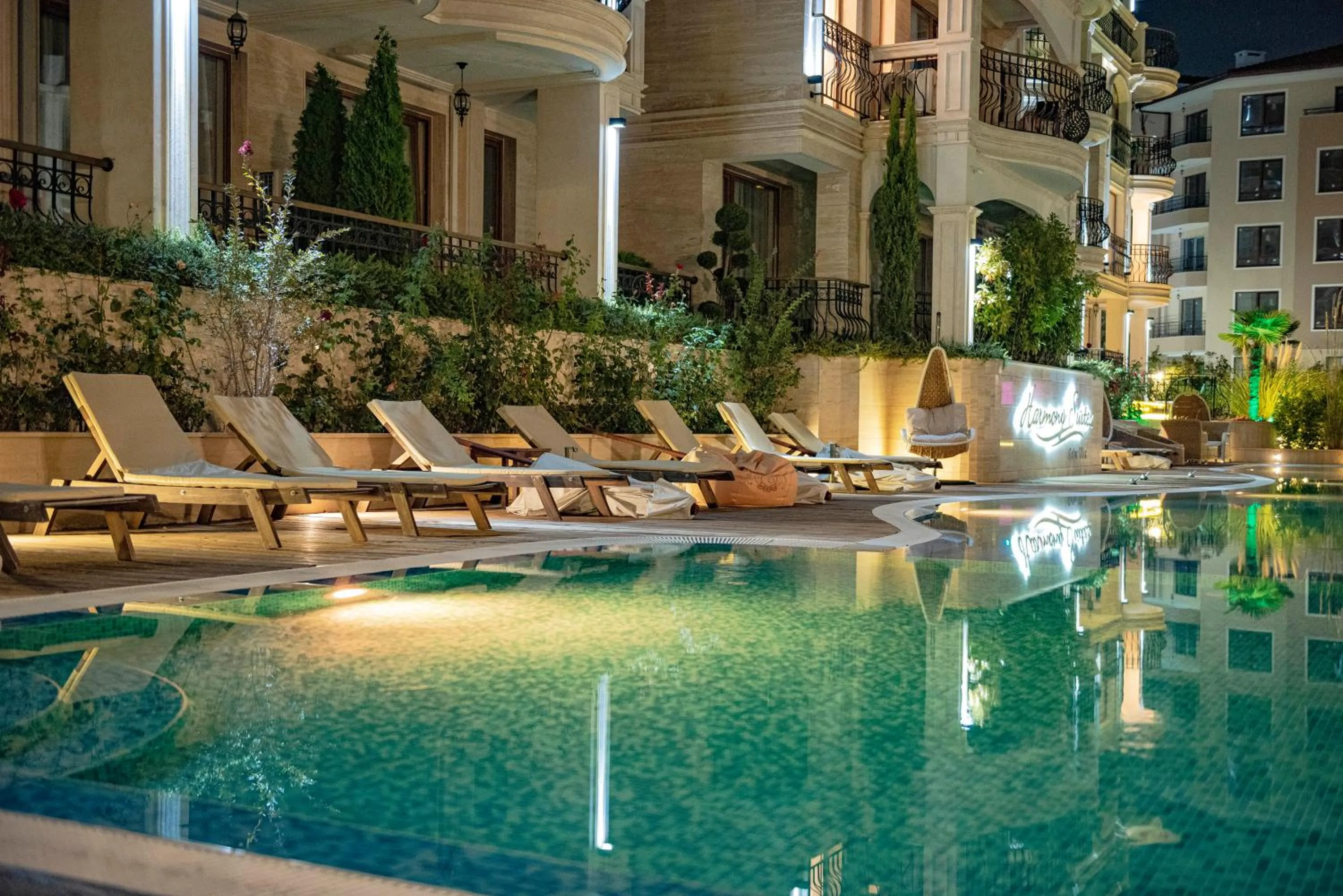 Property building in Menada Harmony Suites X