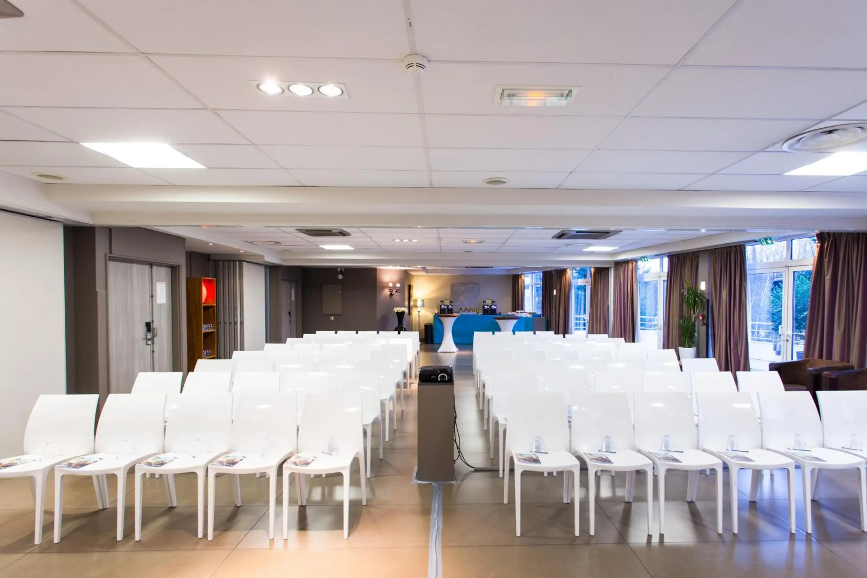 Meeting/conference room, Banquet Facilities in HOTEL DU PARC Roissy Villepinte - Parc des Expositions