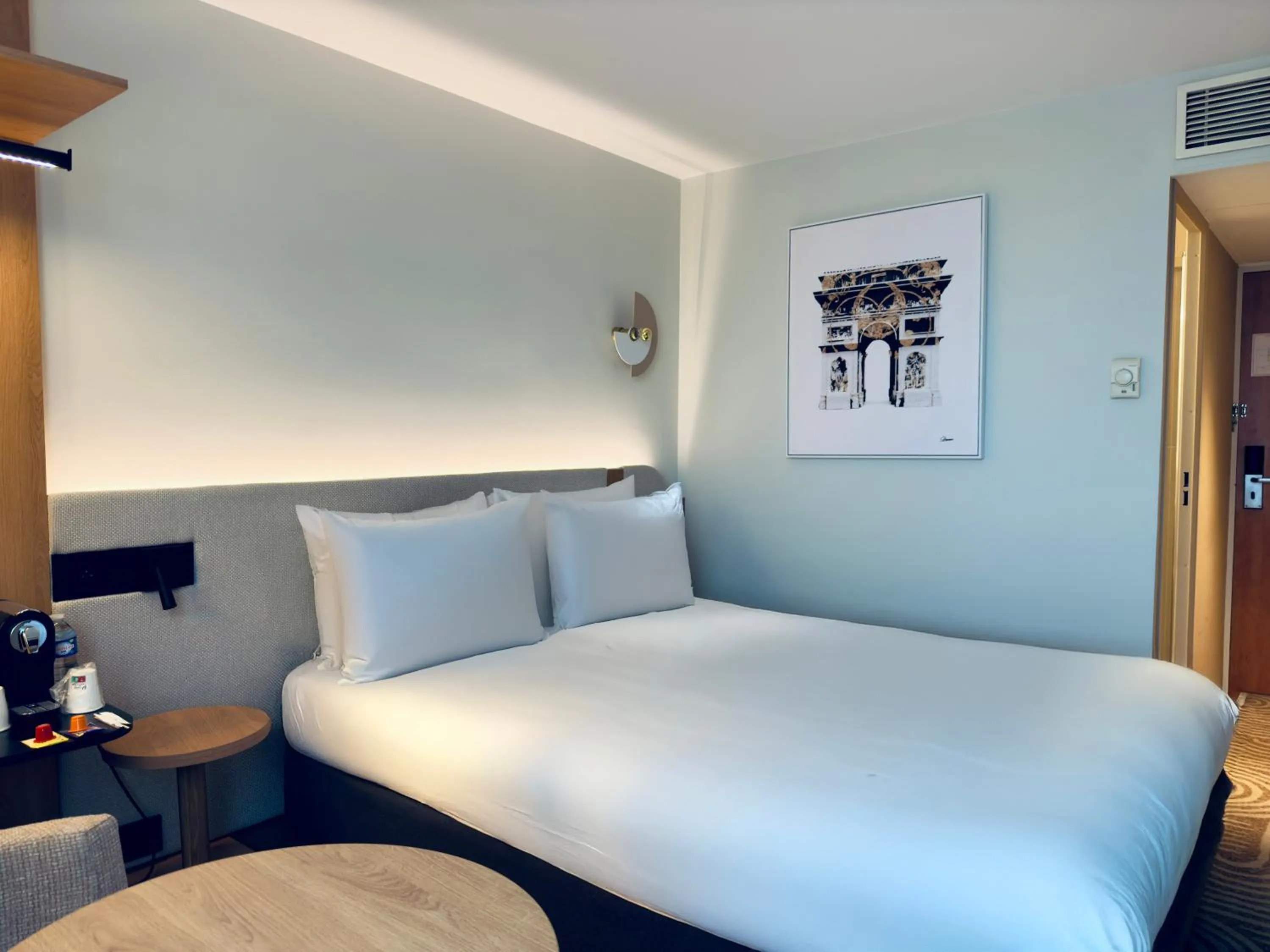 Bed in Golden Tulip Villepinte Roissy - Parc des Expositions