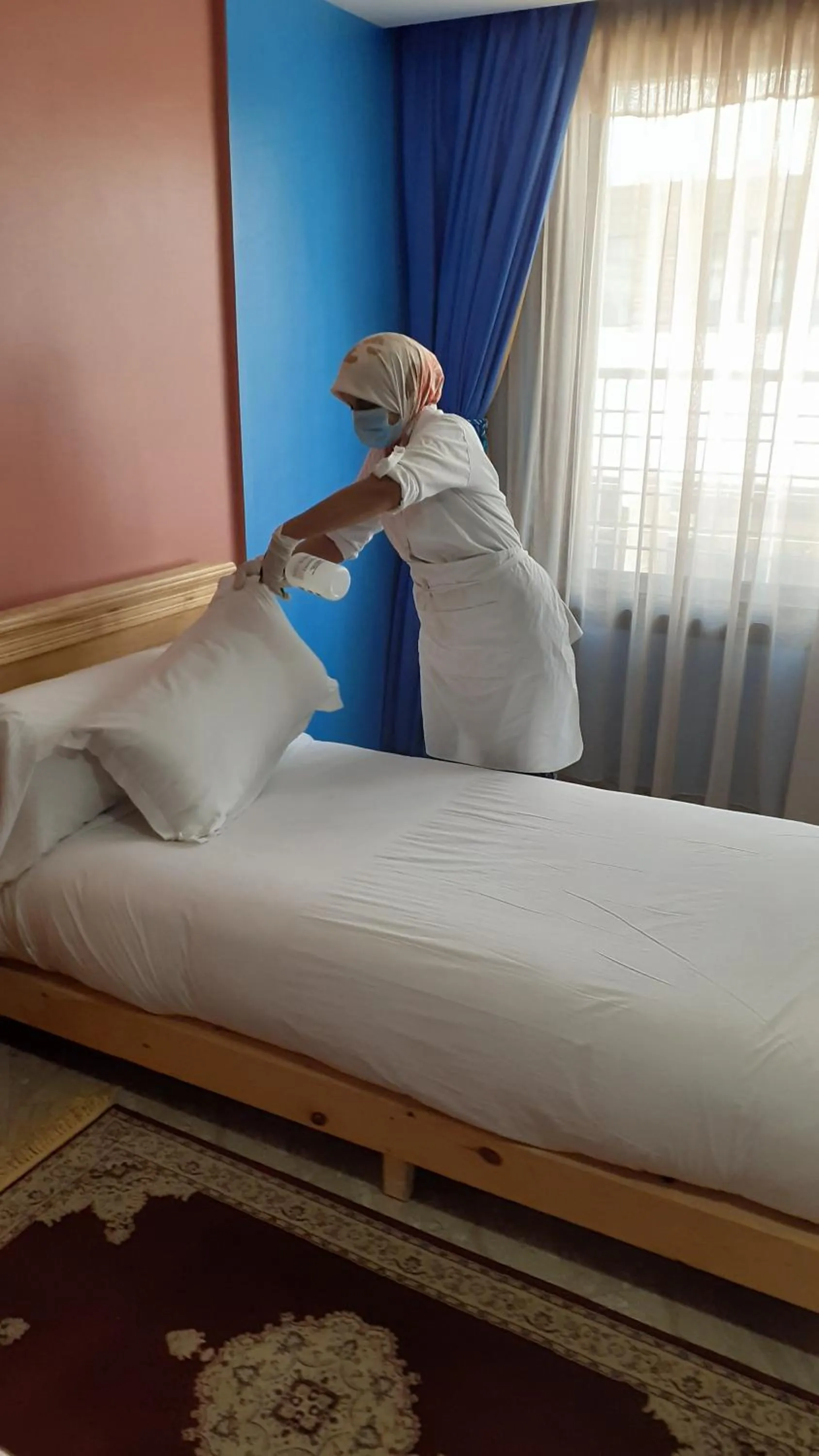 Bed in HOTEL DELTA ATLAS