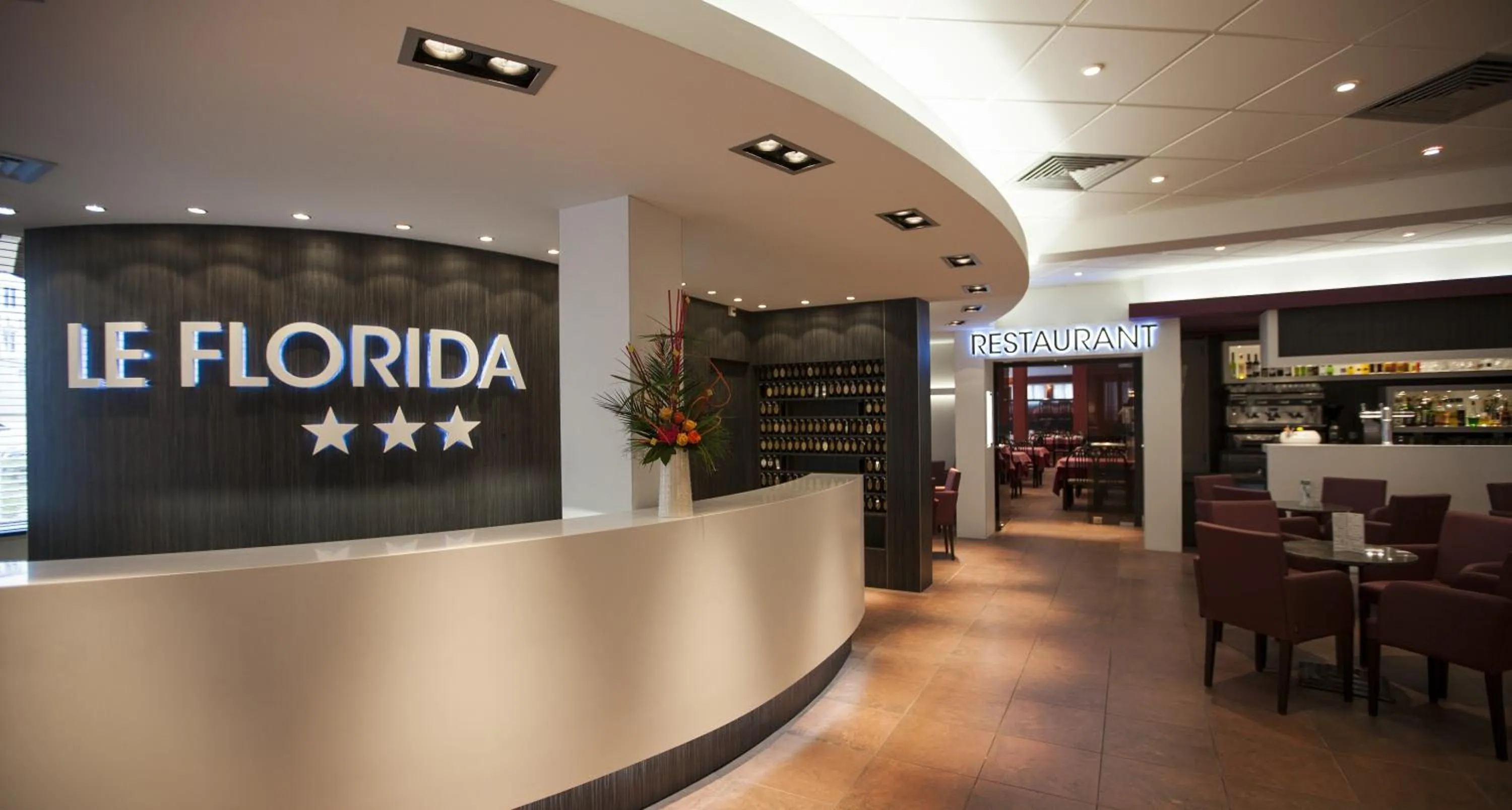 Property logo or sign in Hôtel Florida