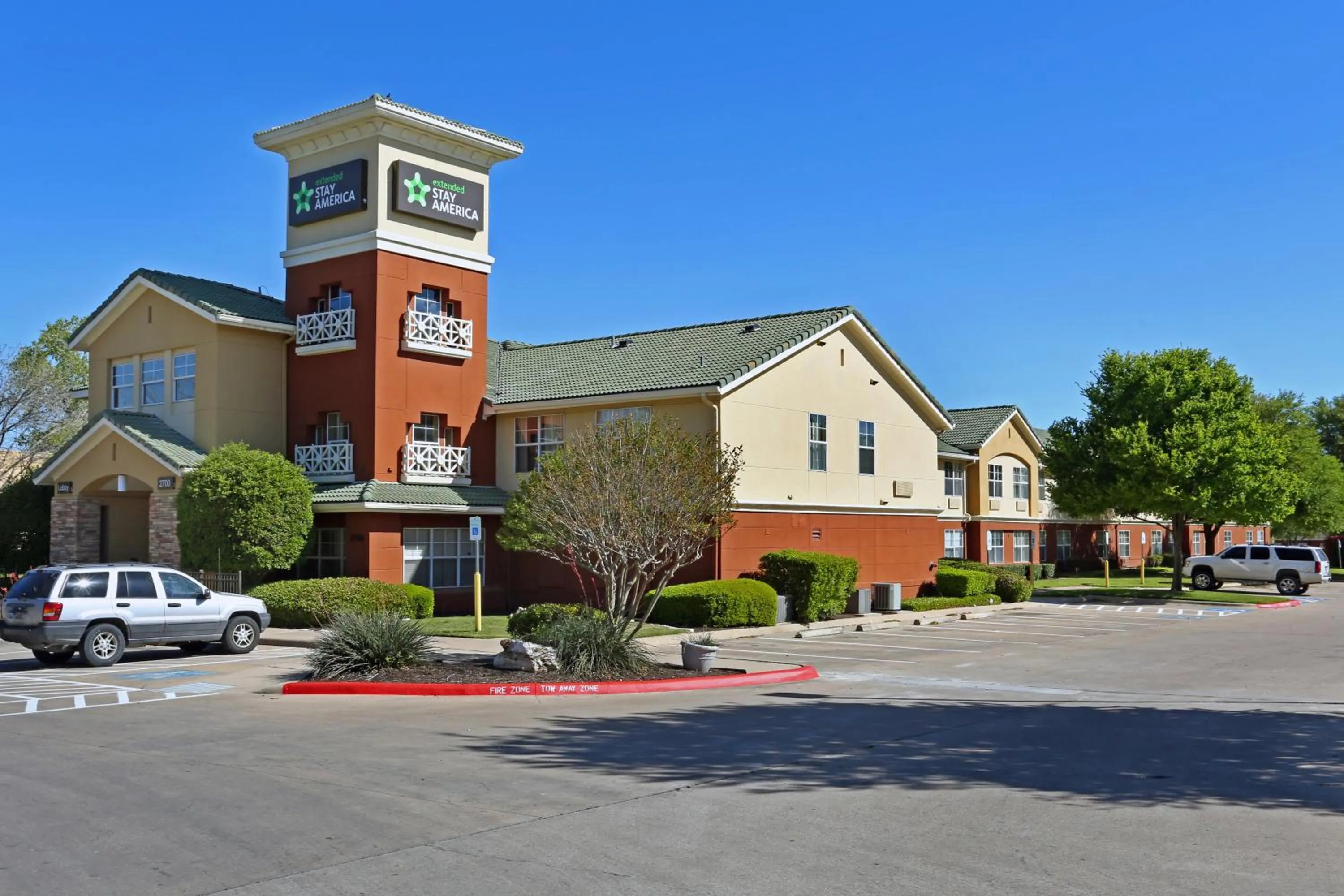 Property Building in Extended Stay America Suites - Austin - Northwest Arboretum - The Domain