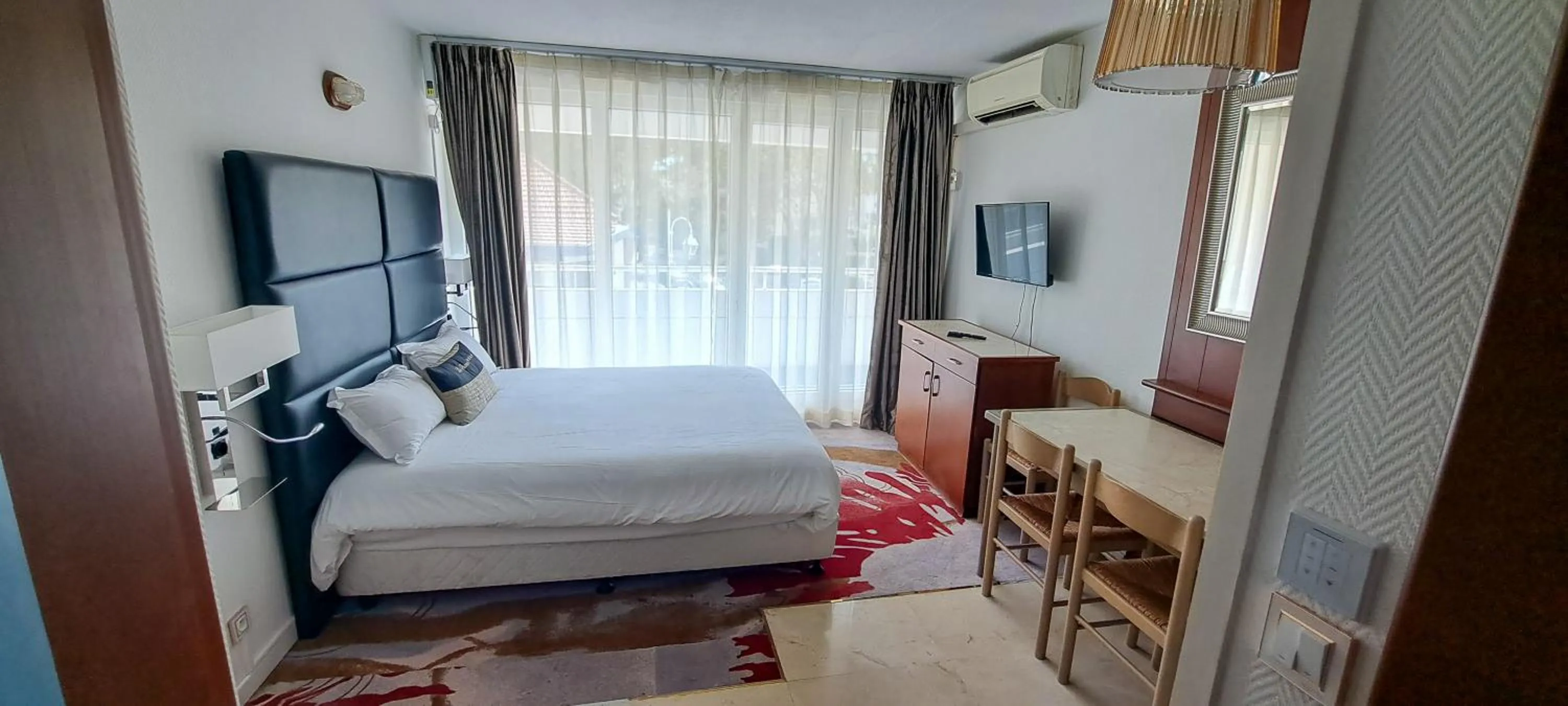 Appart'hôtel Le Trianon