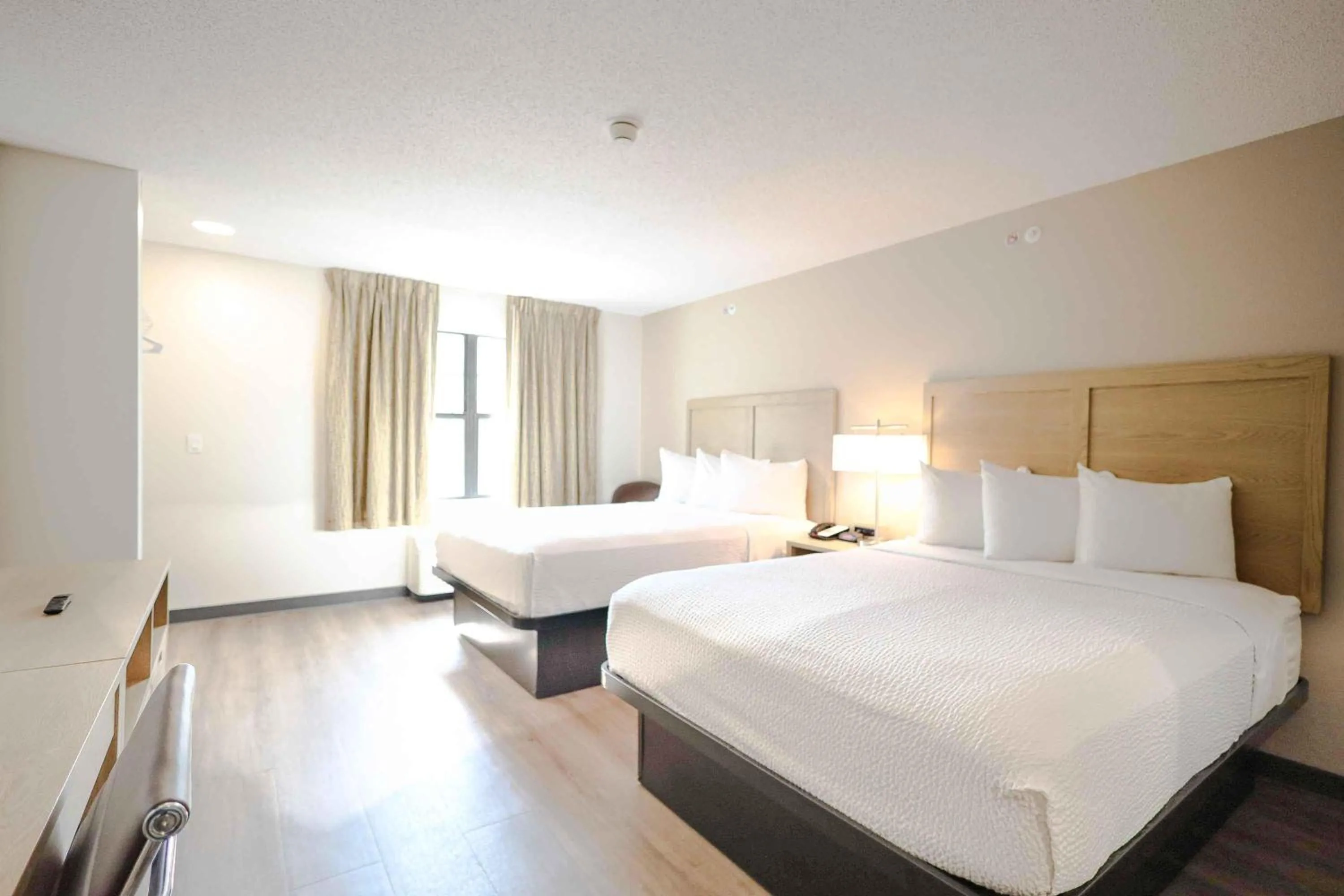 Bedroom, Bed in Extended Stay America Suites - Cleveland - Beachwood - Orange Place - South