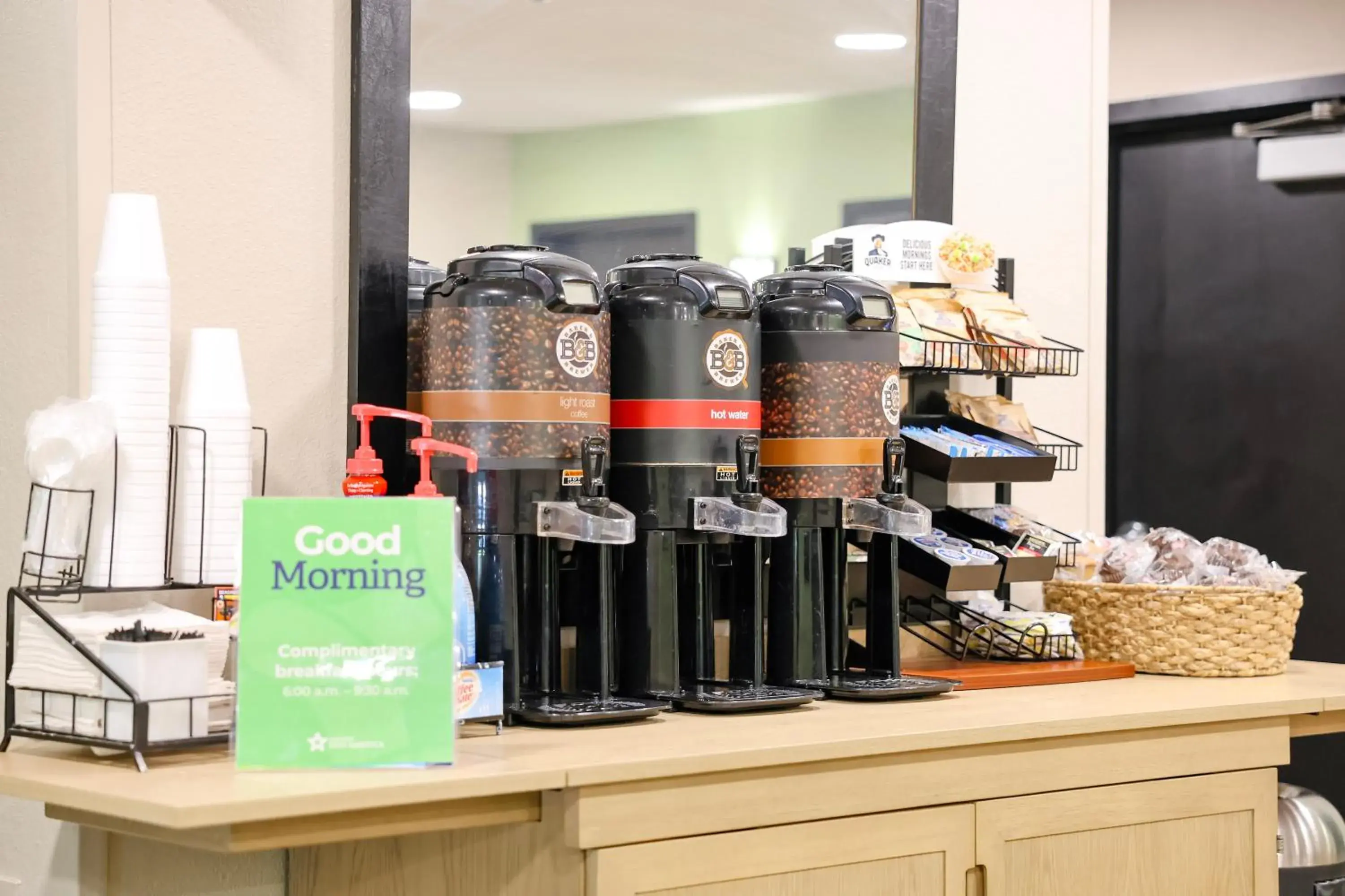 Breakfast in Extended Stay America Suites - Cleveland - Beachwood - Orange Place - South Breakfast in Extended Stay America Suites - Cleveland - Beachwood - Orange Place - South