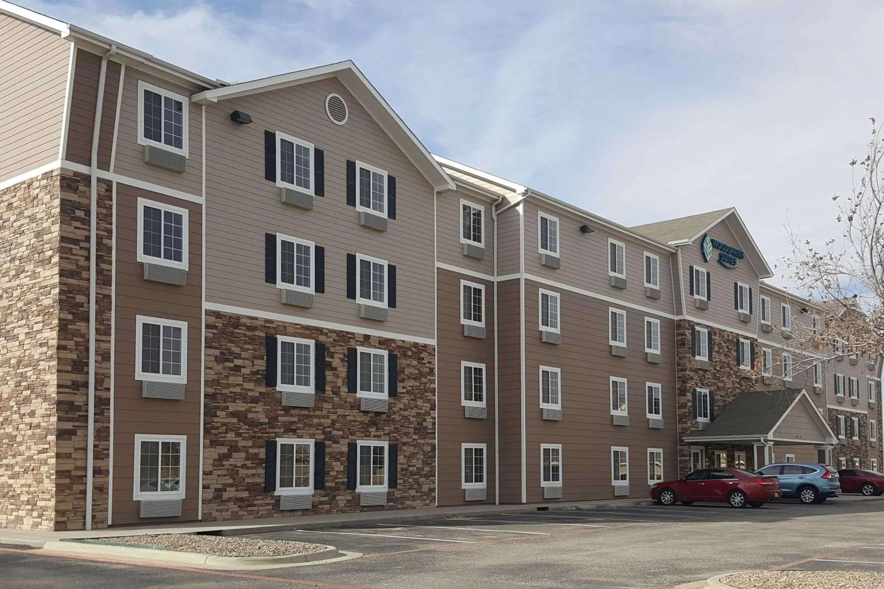 Property building in WoodSpring Suites Midland