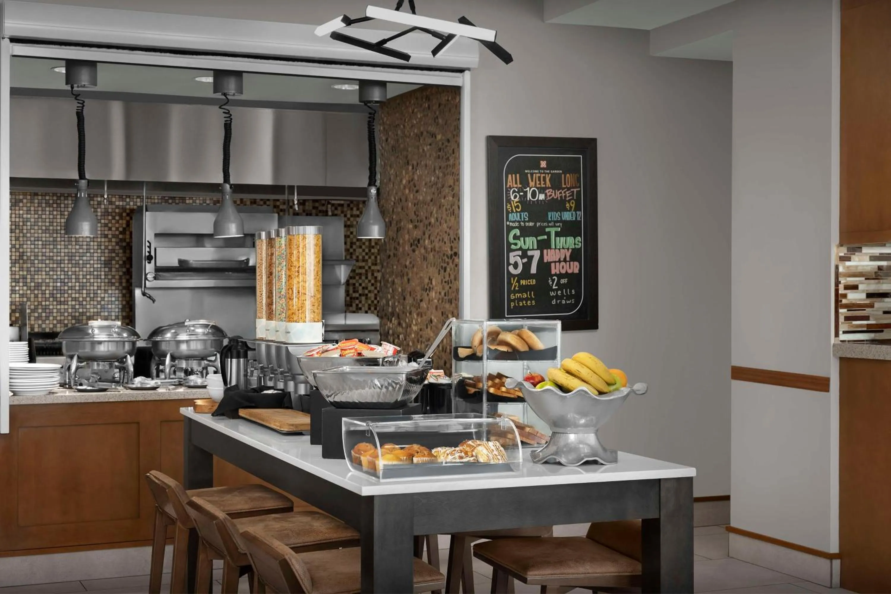 Breakfast in Hilton Garden Inn Cedar Falls Conference Center