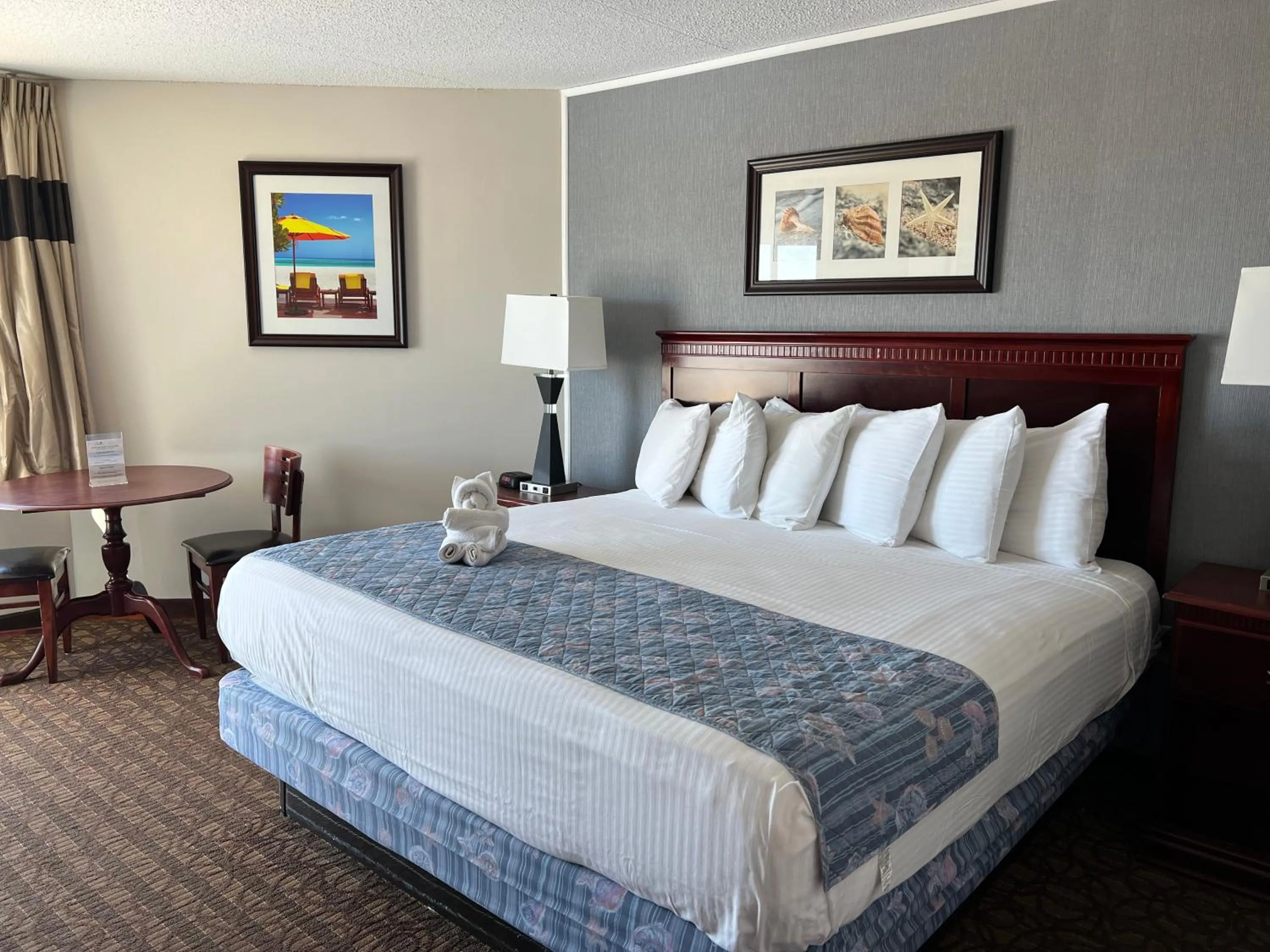 Bed in El Coronado Resort