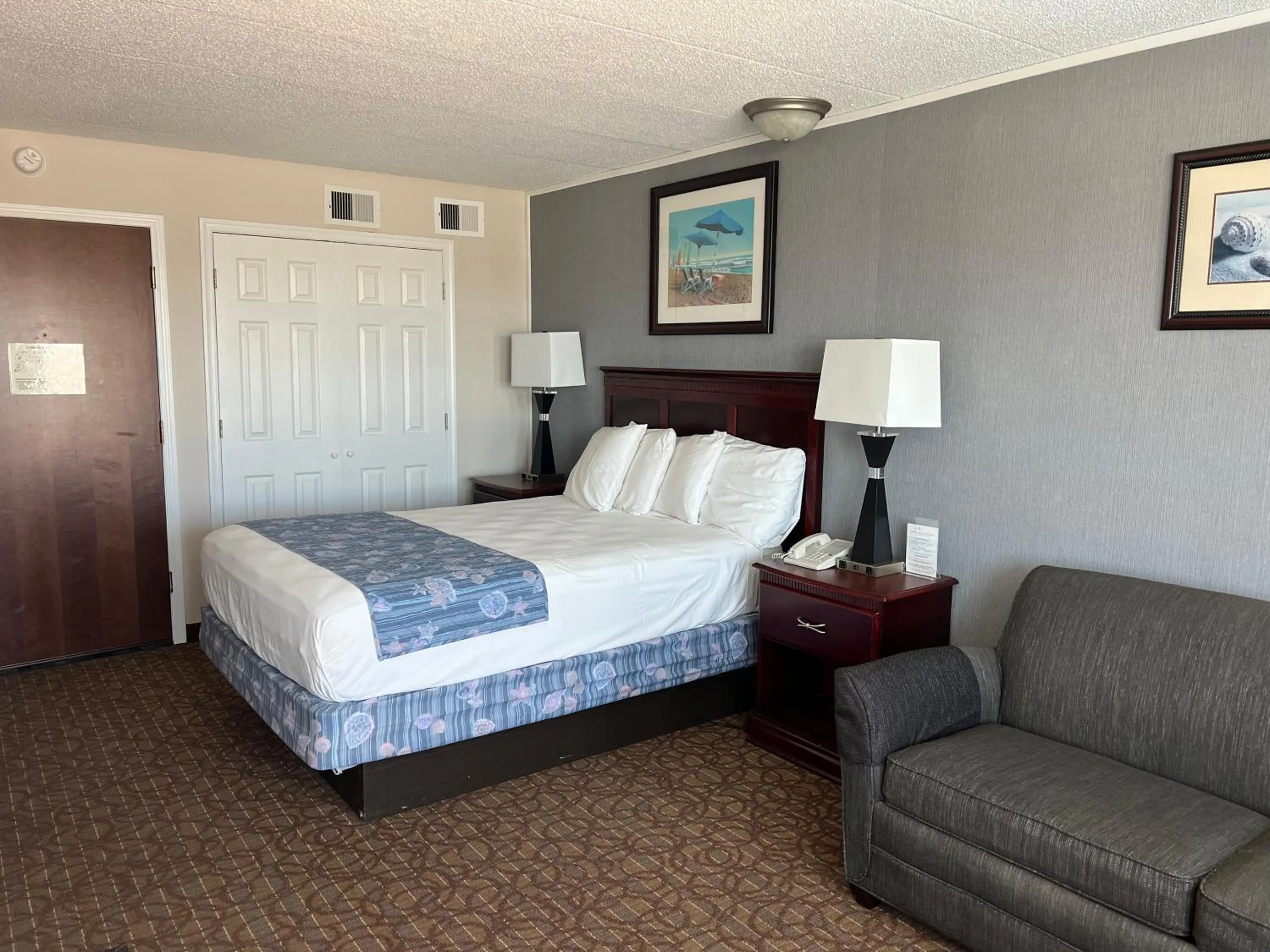 Bed in El Coronado Resort