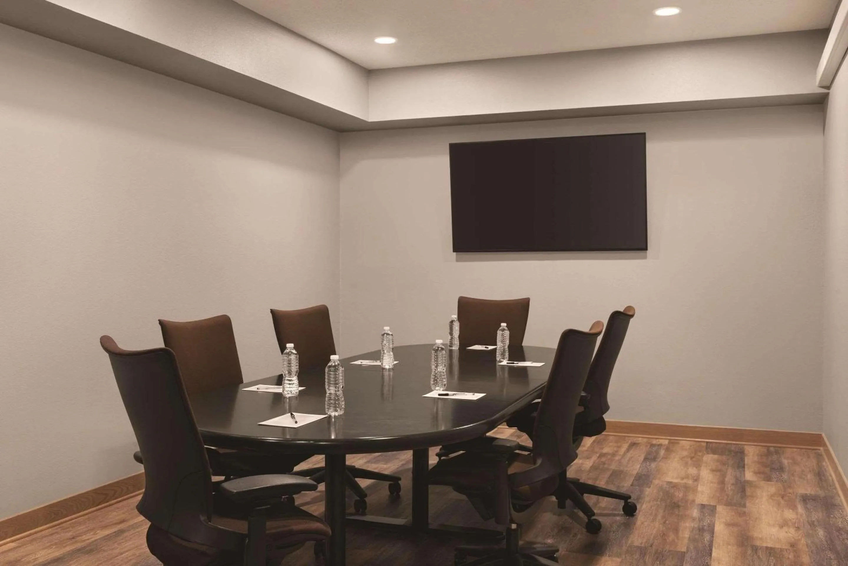 Meeting/conference room in Radisson Hotel & Conference Center Rockford