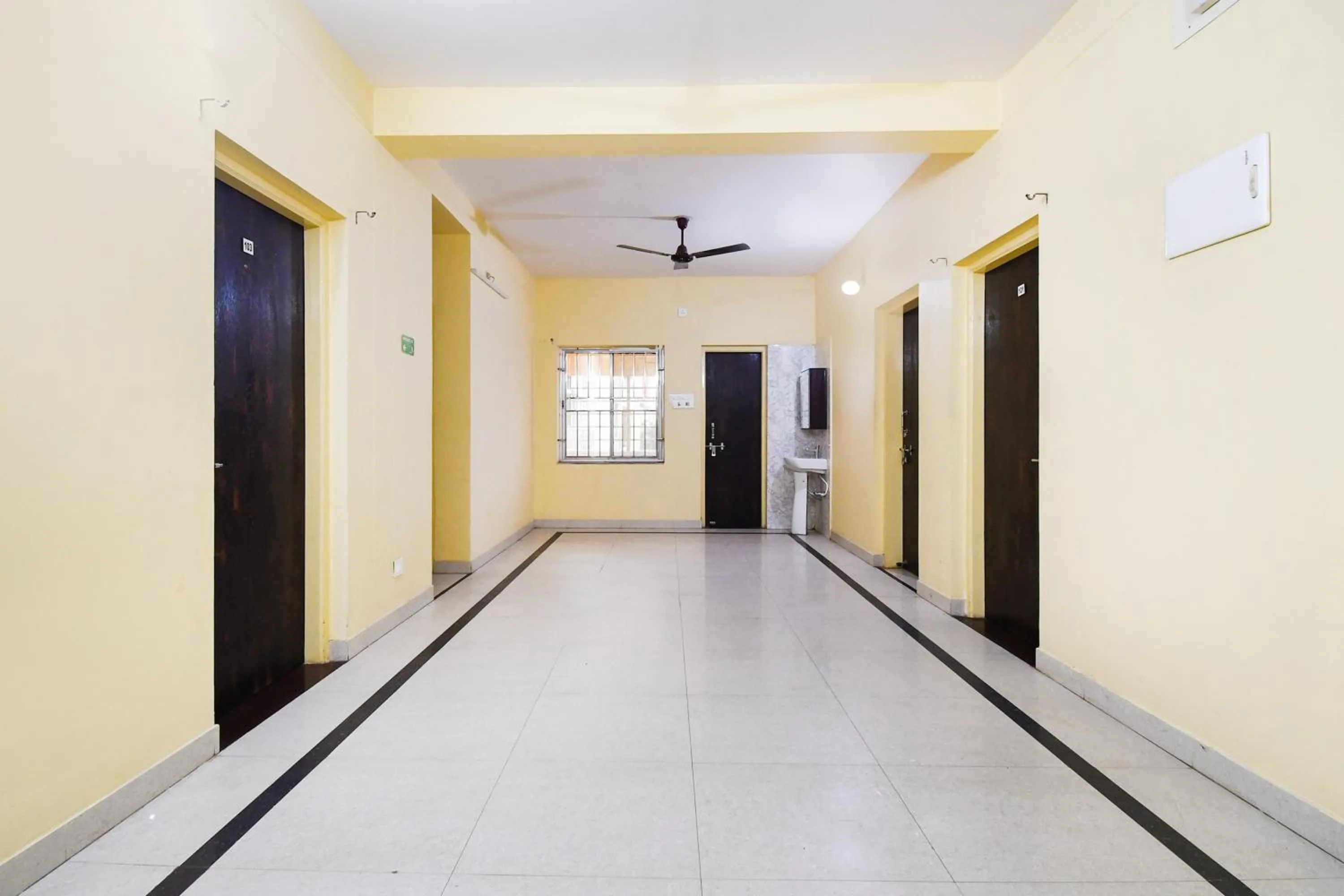 Lobby or reception in Super Hotel O Indira Park Road Bhubaneswar