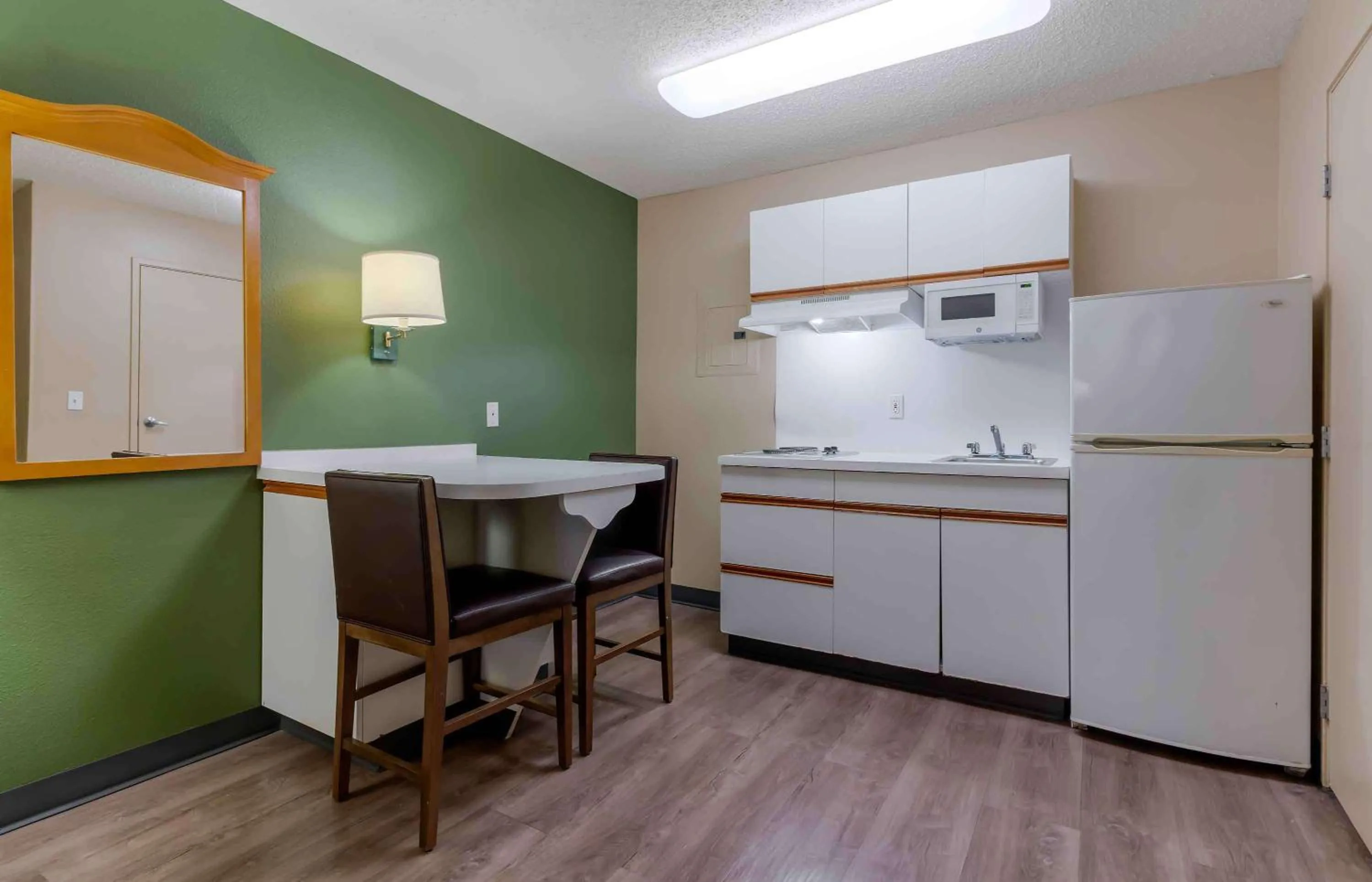 Bedroom in Extended Stay America Suites - Clearwater - Carillon Park
