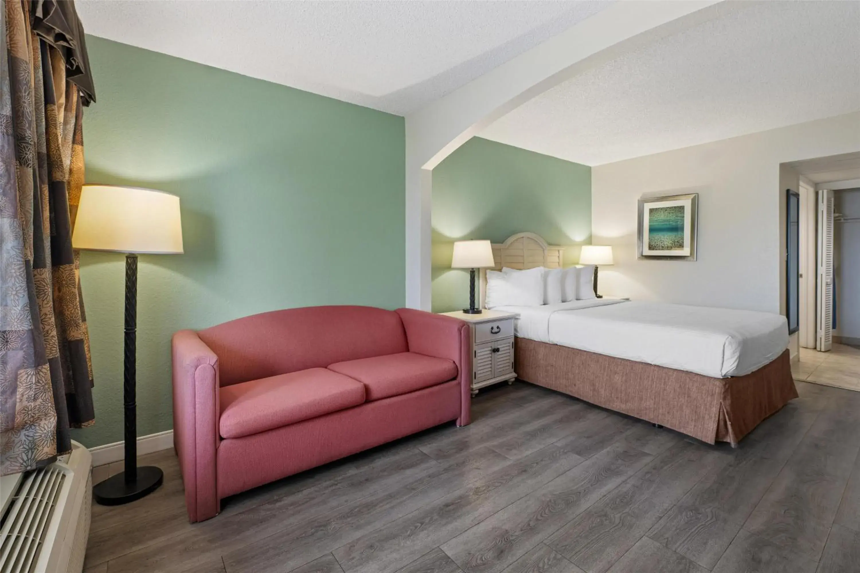 Bedroom, Bed in Best Western Gateway To The Keys - Florida City, Homestead, Everglades Bedroom, Bed in Best Western Gateway To The Keys - Florida City, Homestead, Everglades