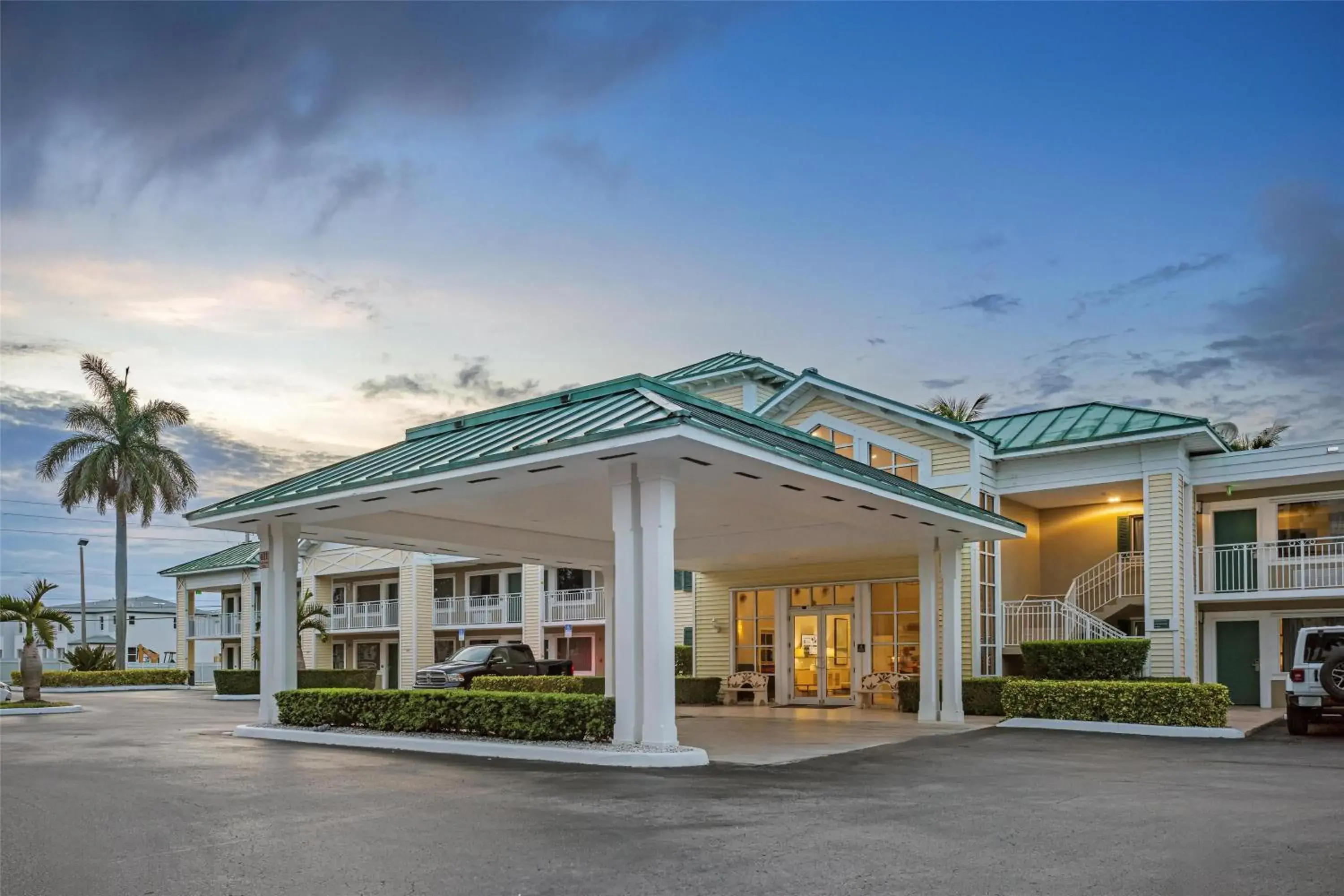 Property building in Best Western Gateway To The Keys - Florida City, Homestead, Everglades Property building in Best Western Gateway To The Keys - Florida City, Homestead, Everglades