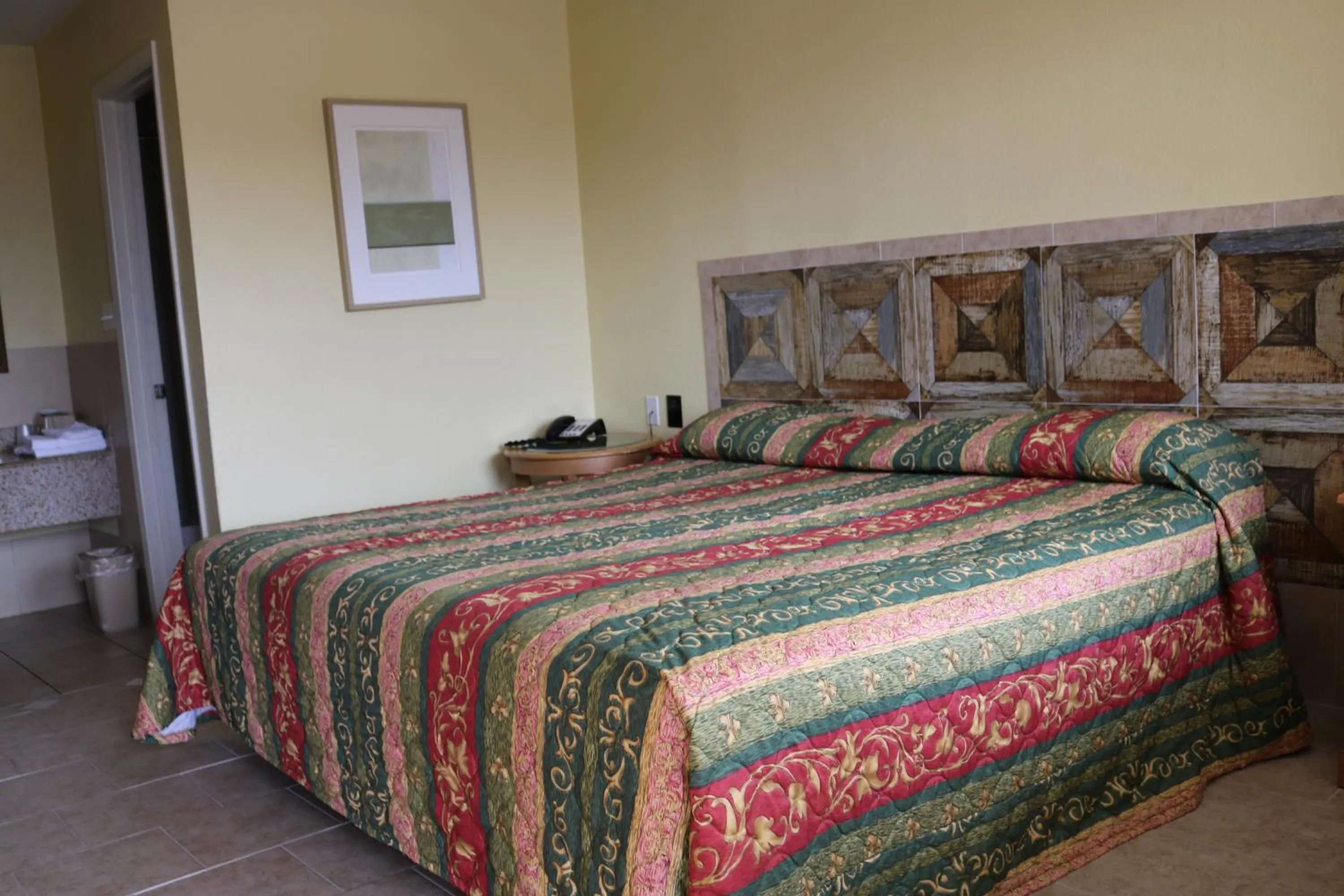 Bedroom, Bed in Great Western Inn