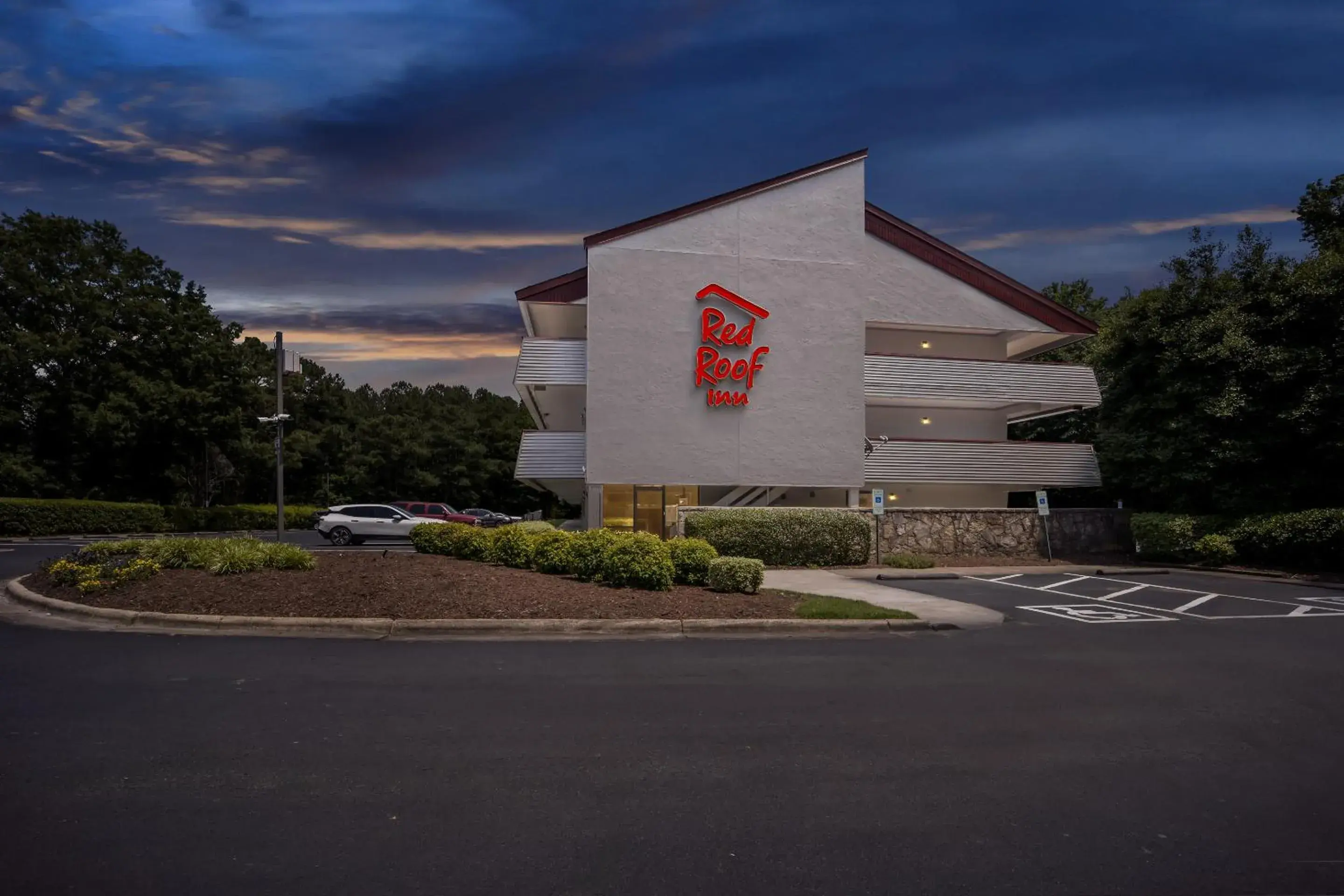 Facade/entrance in Red Roof Inn Chapel Hill - UNC Facade/entrance in Red Roof Inn Chapel Hill - UNC