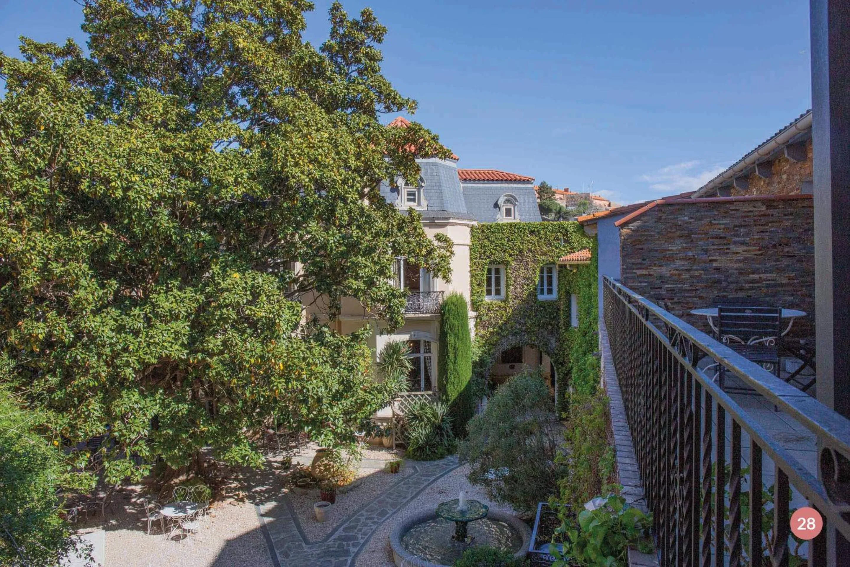 View (from property/room) in Hôtel La Casa Pairal