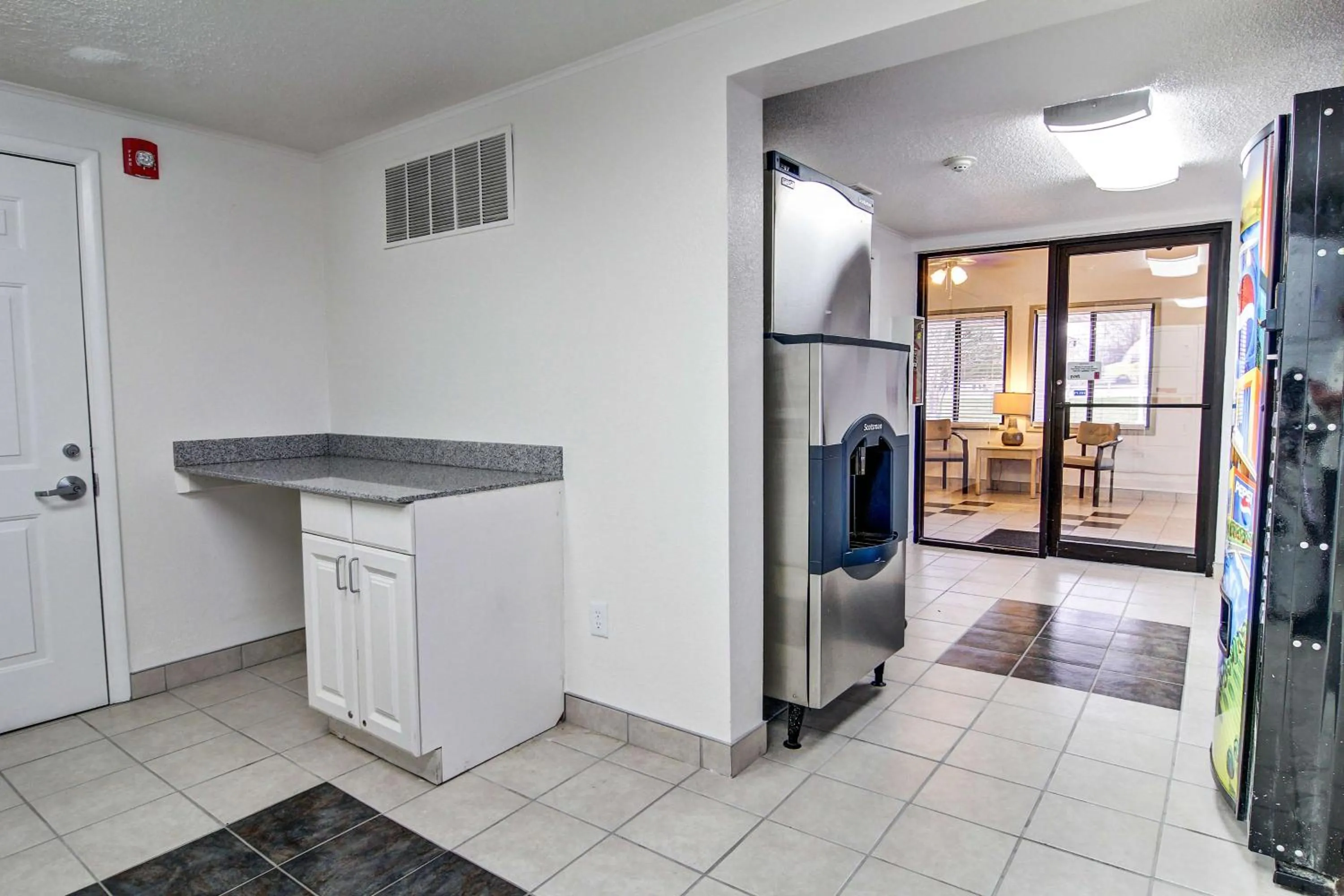 On site in Suburban Studios Mentor - Cleveland Northeast