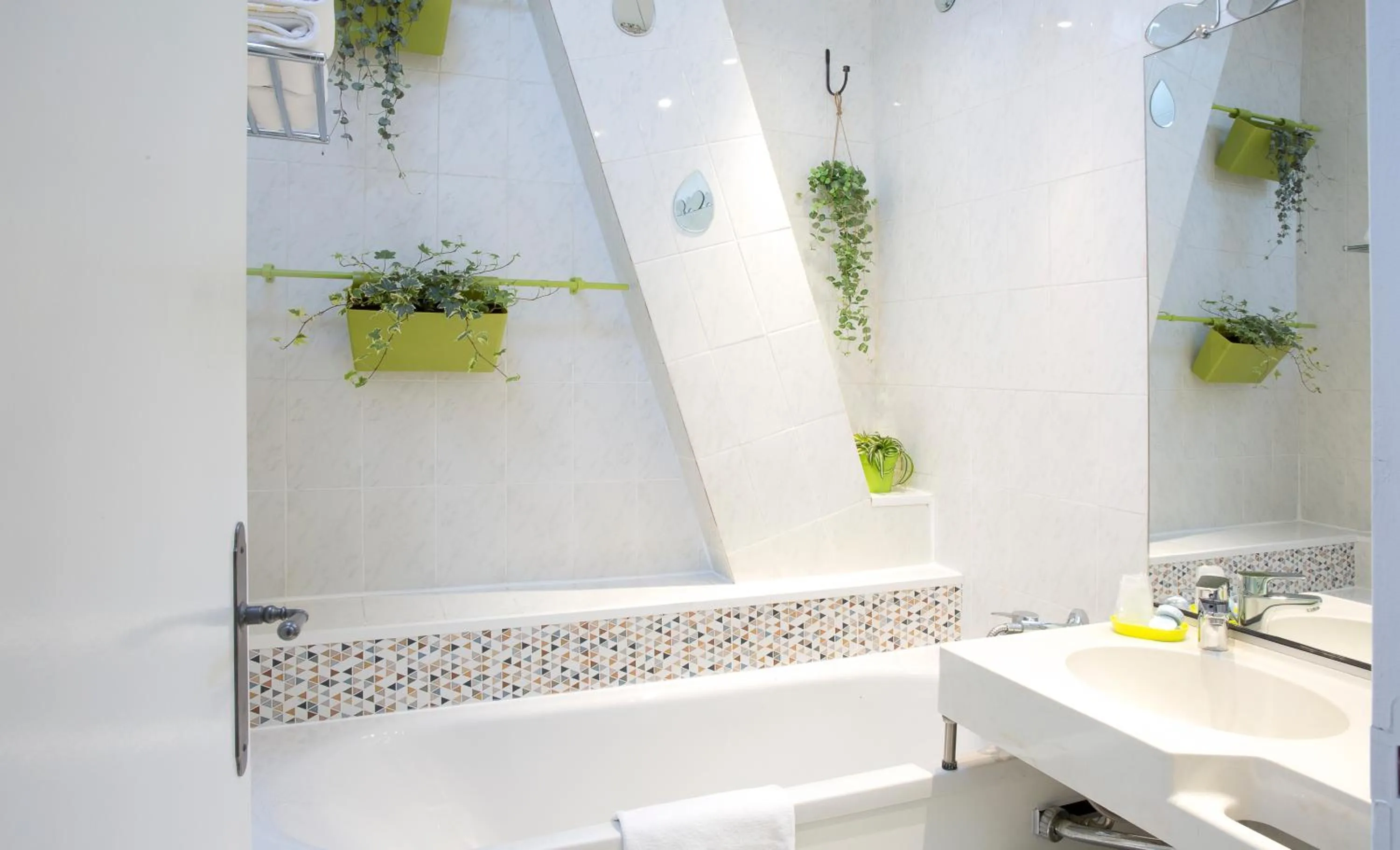 Bathroom in Le Mas des Citronniers