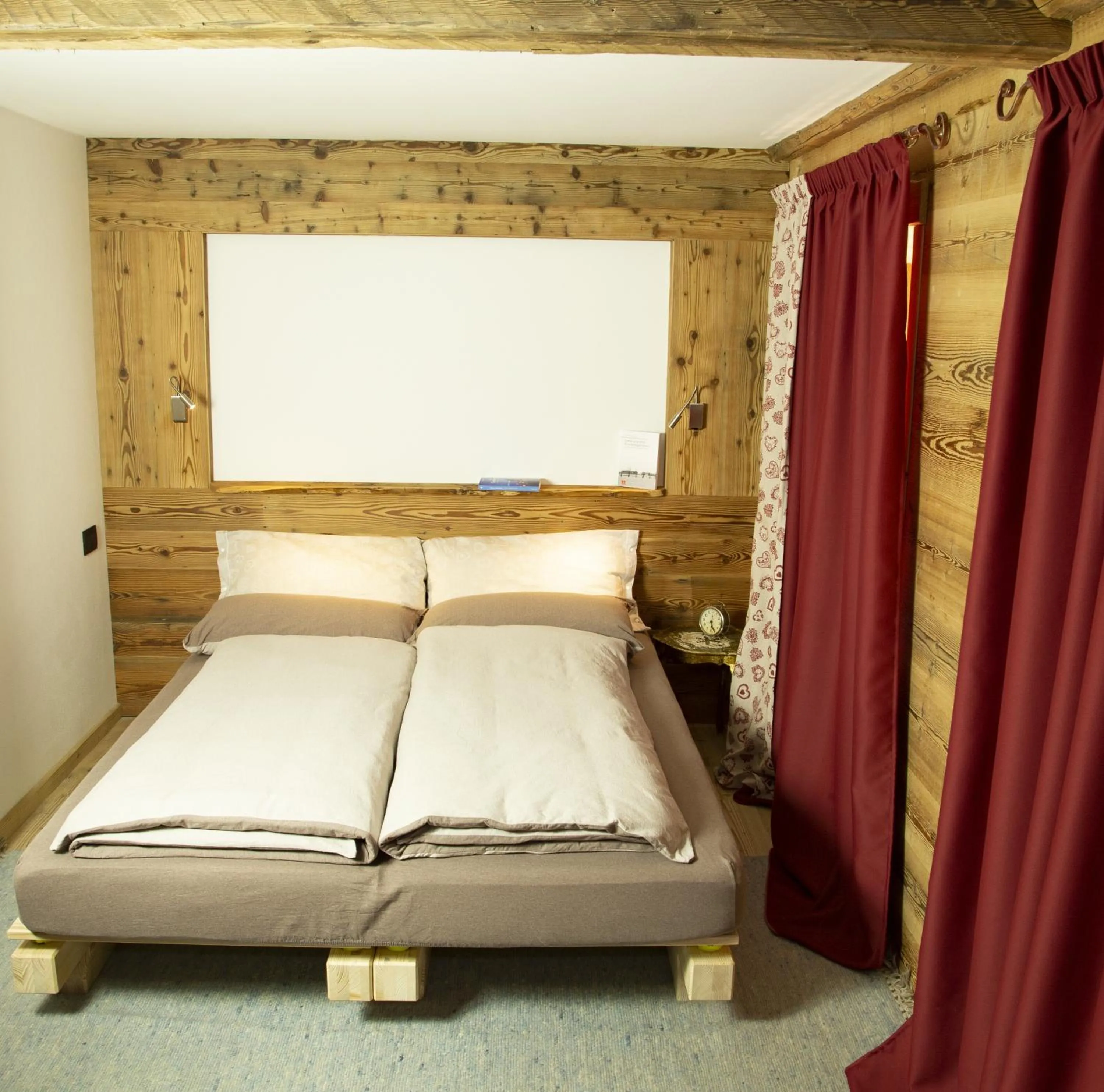 Bed in B&B Cedavécia