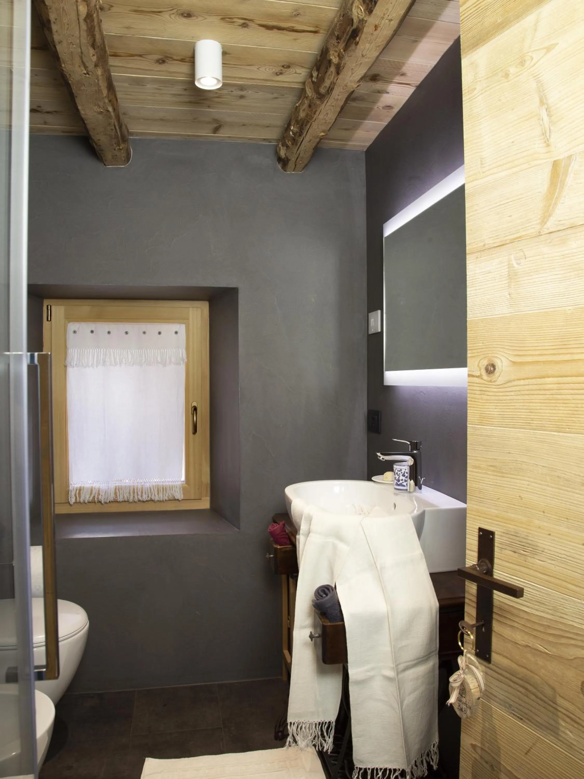 Bathroom, Bed in B&B Cedavécia