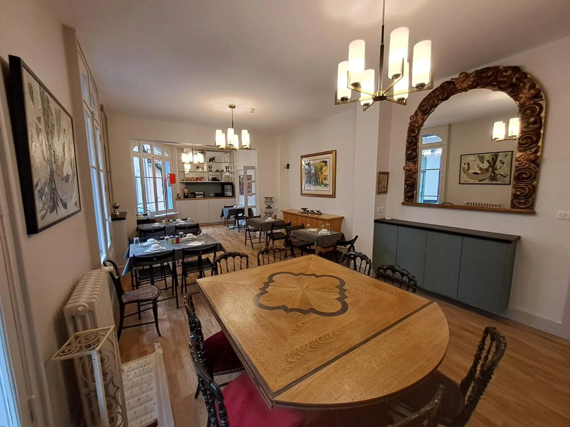 Breakfast in Trianon