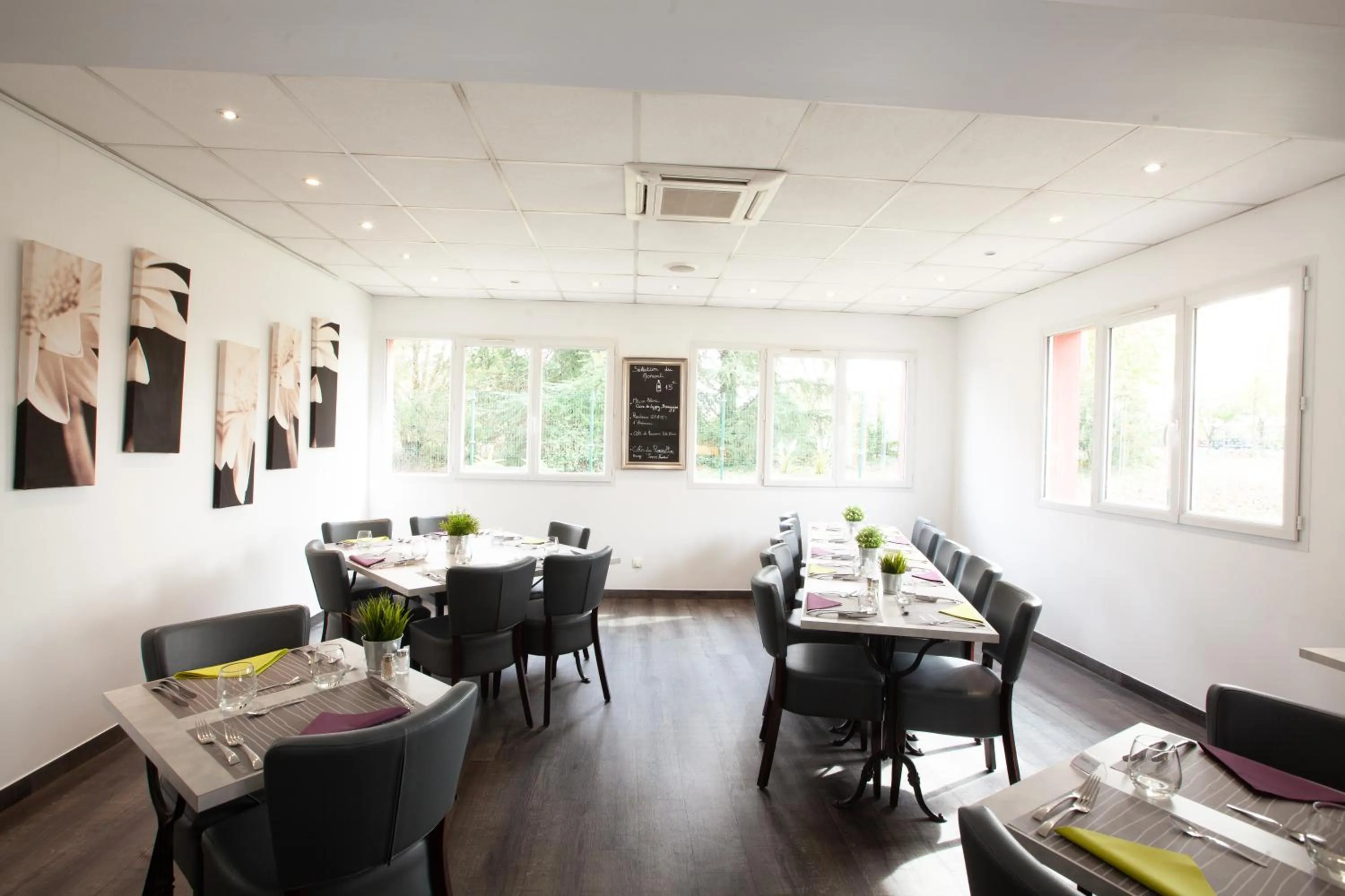 Restaurant/places to eat in Best Hotel Lyon - Saint Priest