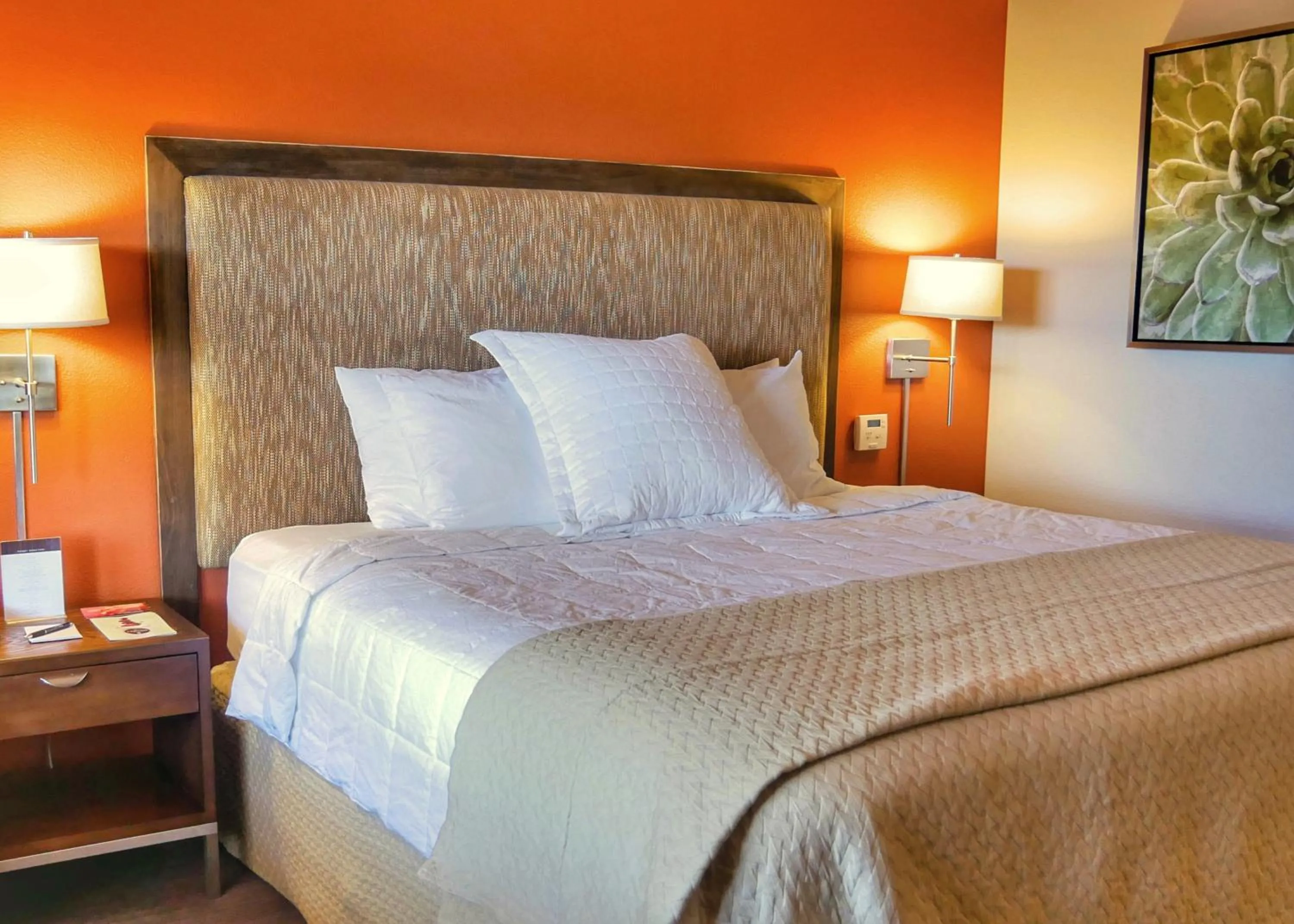 Bed in Red Mountain Resort