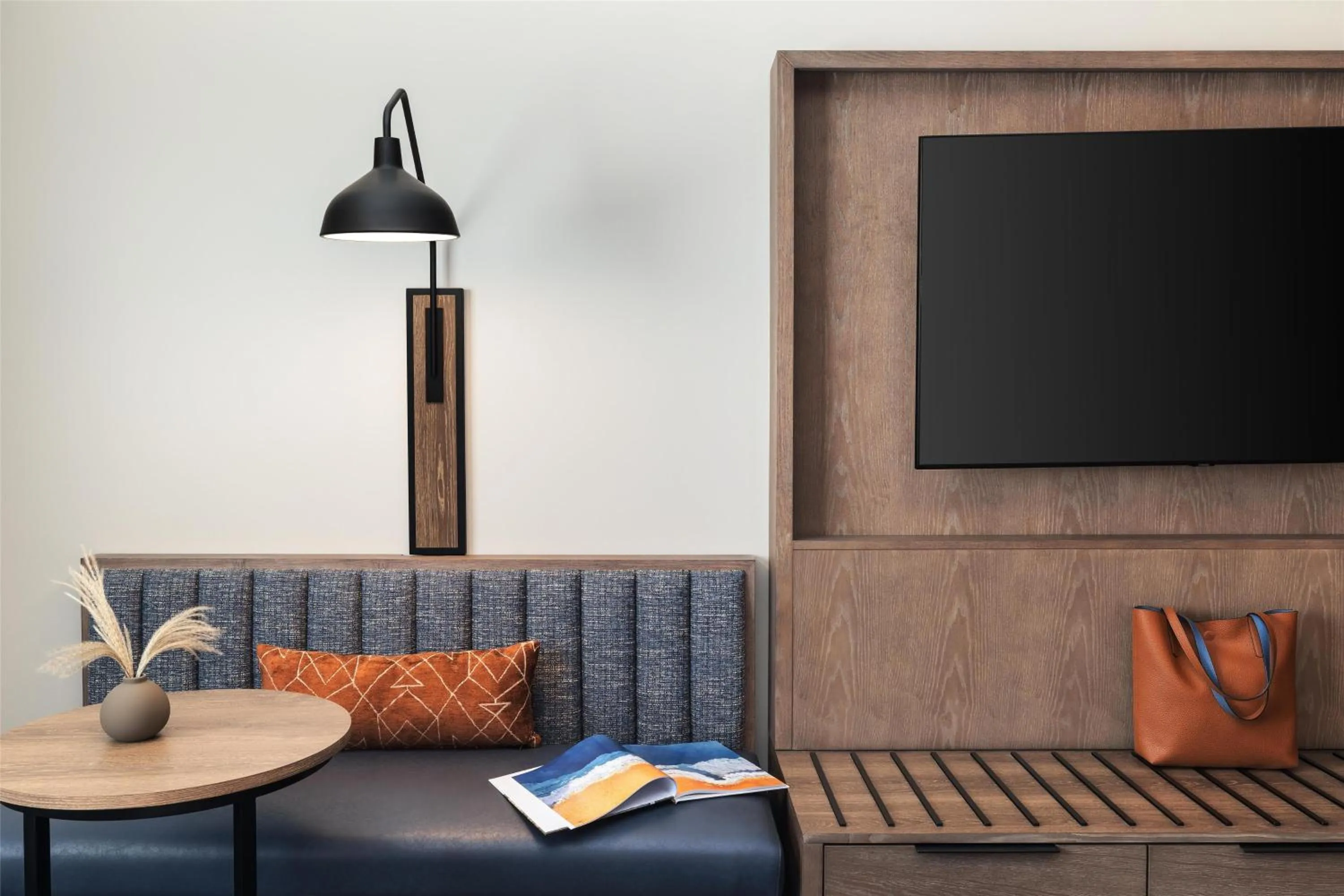 Living room in Starlite Yellowstone, Tapestry Collection by Hilton