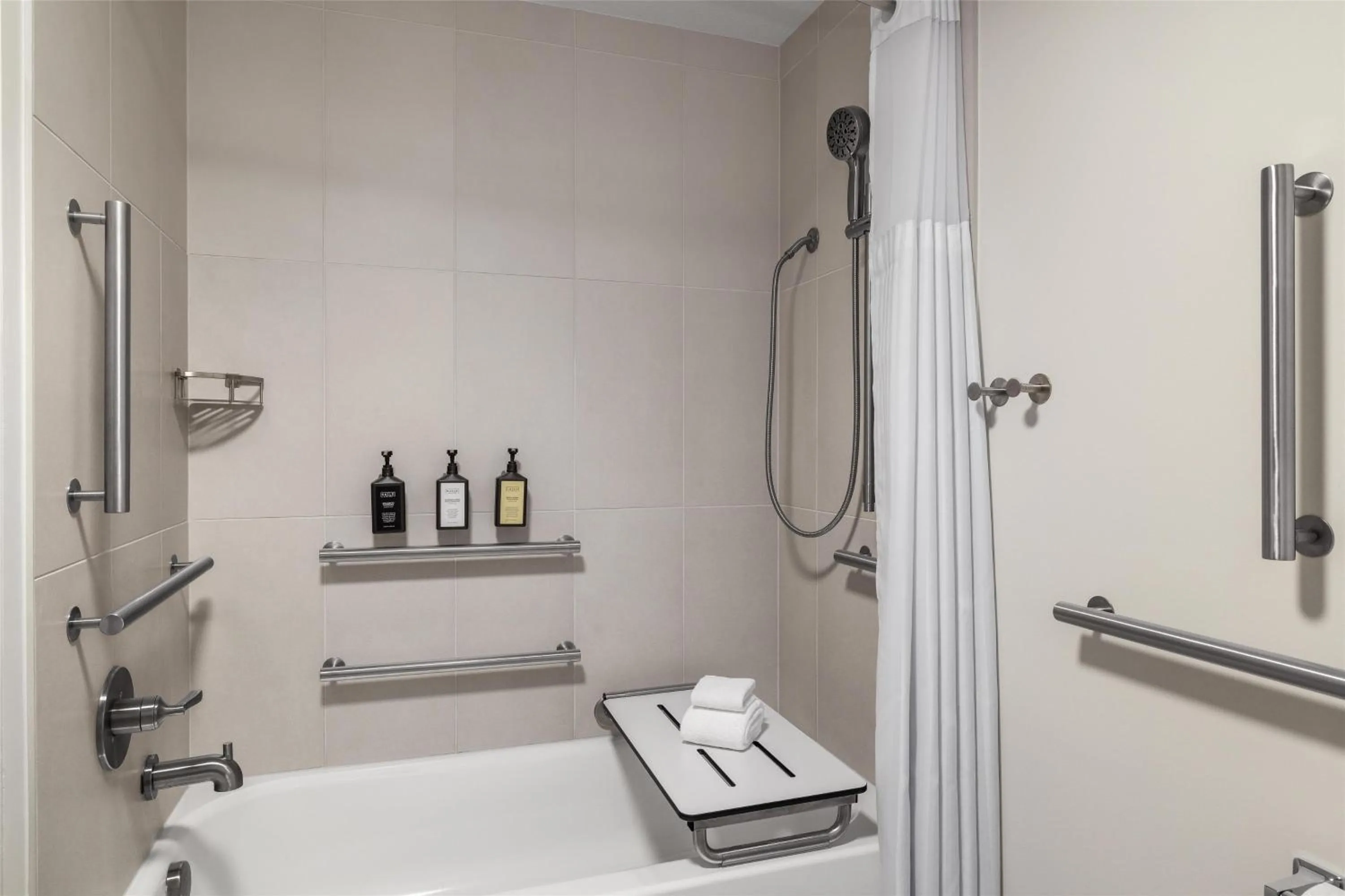 Bathroom in Starlite Yellowstone, Tapestry Collection by Hilton