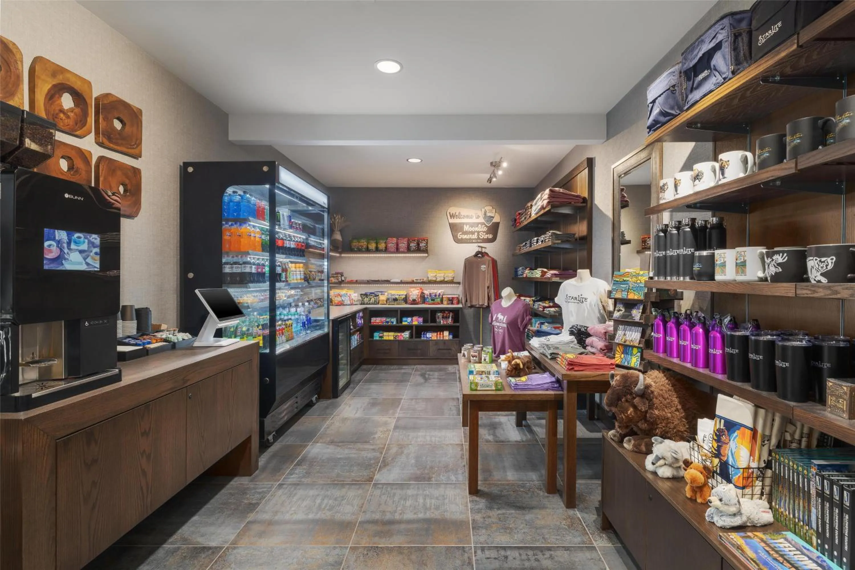 On-site shops in Starlite Yellowstone, Tapestry Collection by Hilton