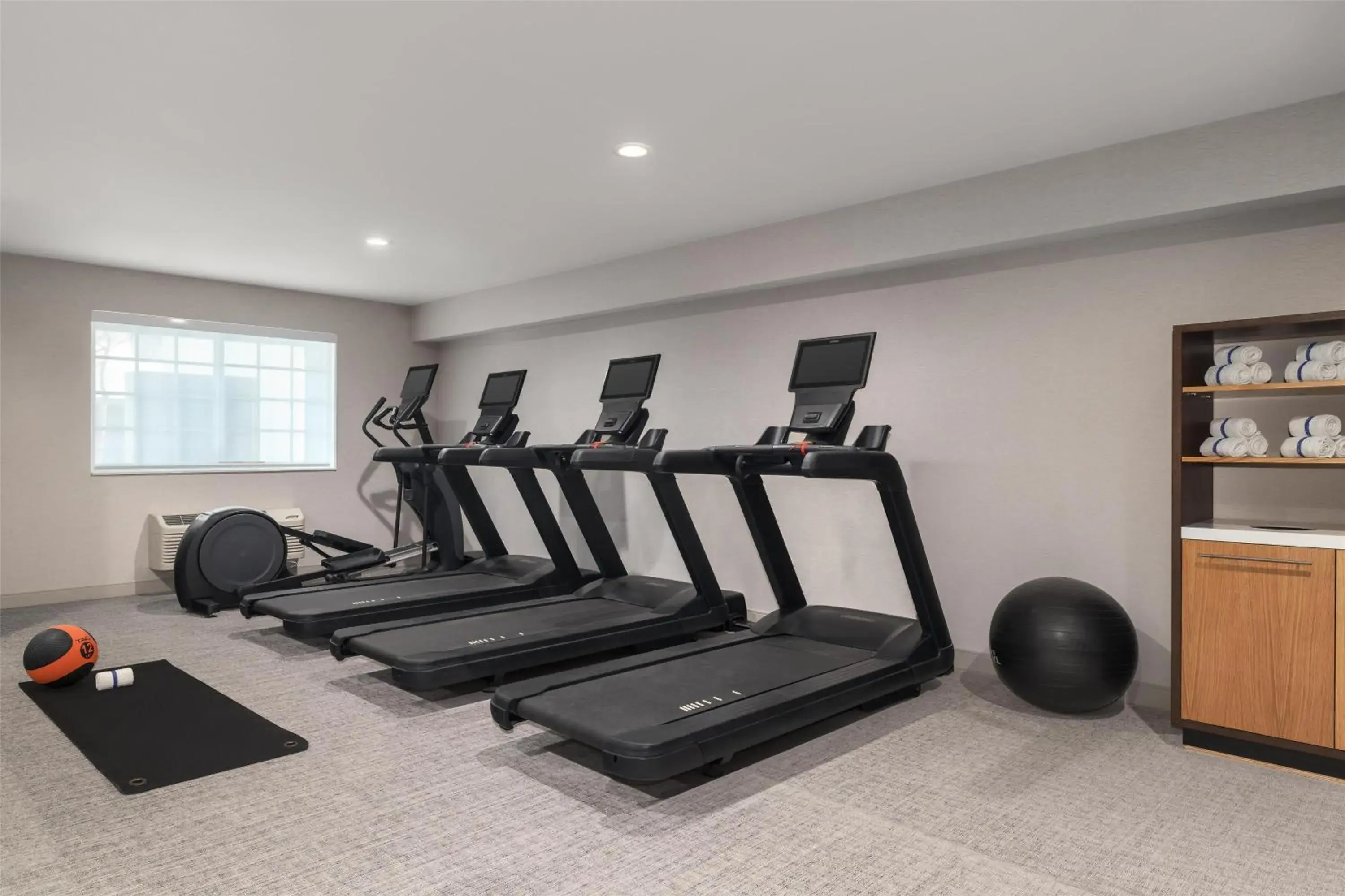 Fitness centre/facilities in Starlite Yellowstone, Tapestry Collection by Hilton Fitness centre/facilities in Starlite Yellowstone, Tapestry Collection by Hilton