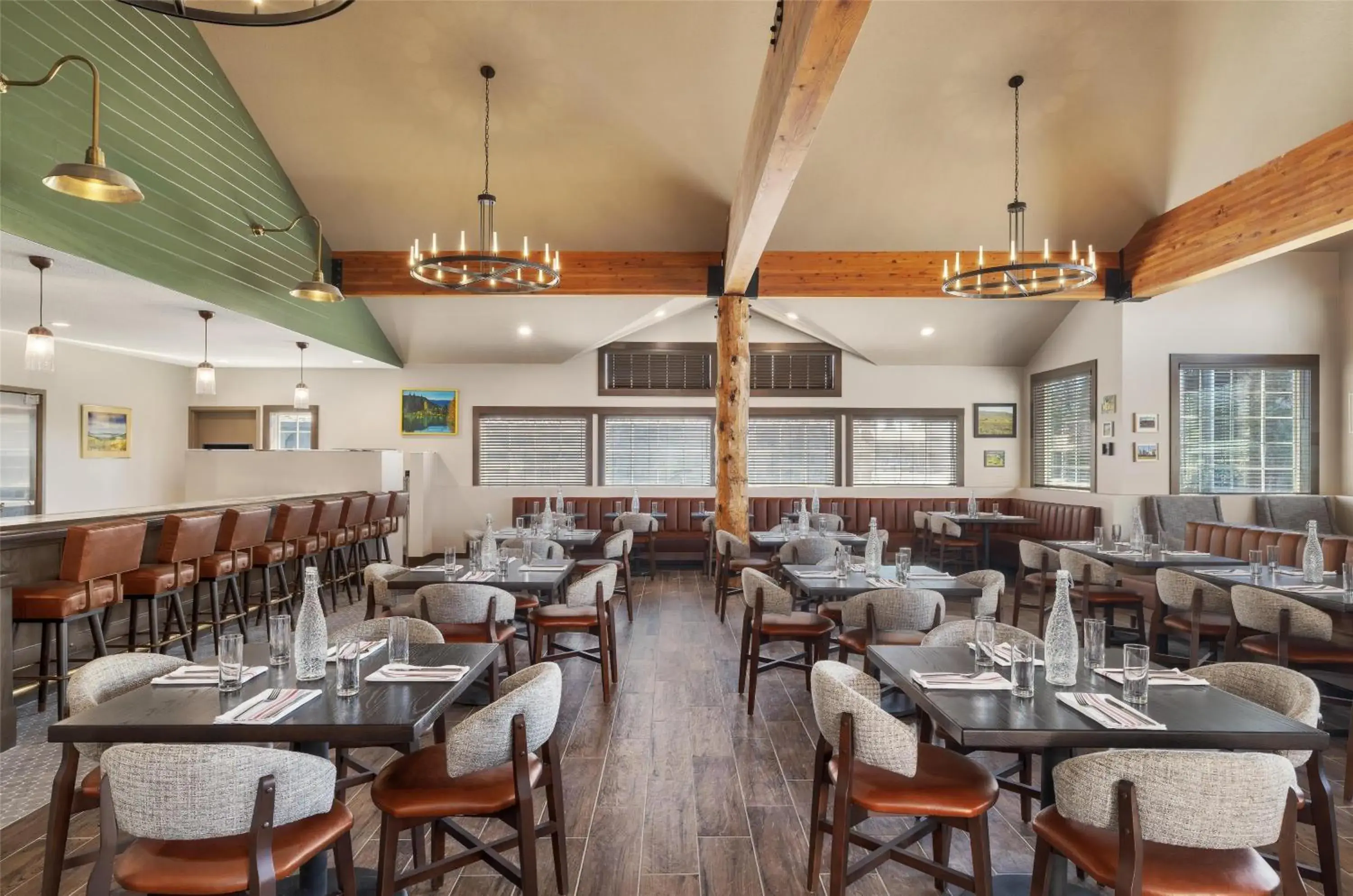 Restaurant/places to eat in Starlite Yellowstone, Tapestry Collection by Hilton Restaurant/places to eat in Starlite Yellowstone, Tapestry Collection by Hilton