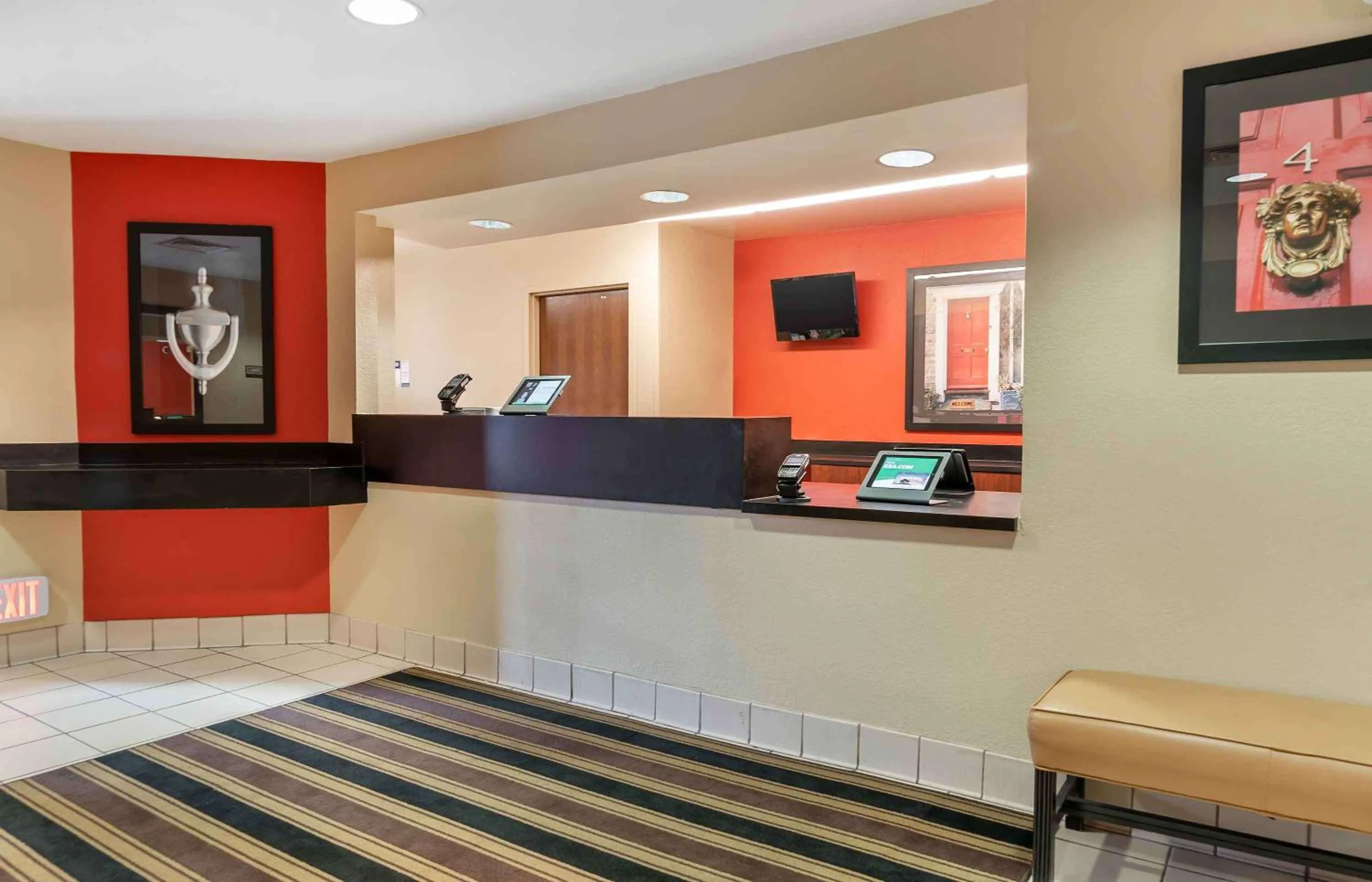 Lobby or reception in Extended Stay America Select Suites - Detroit - Sterling Heights