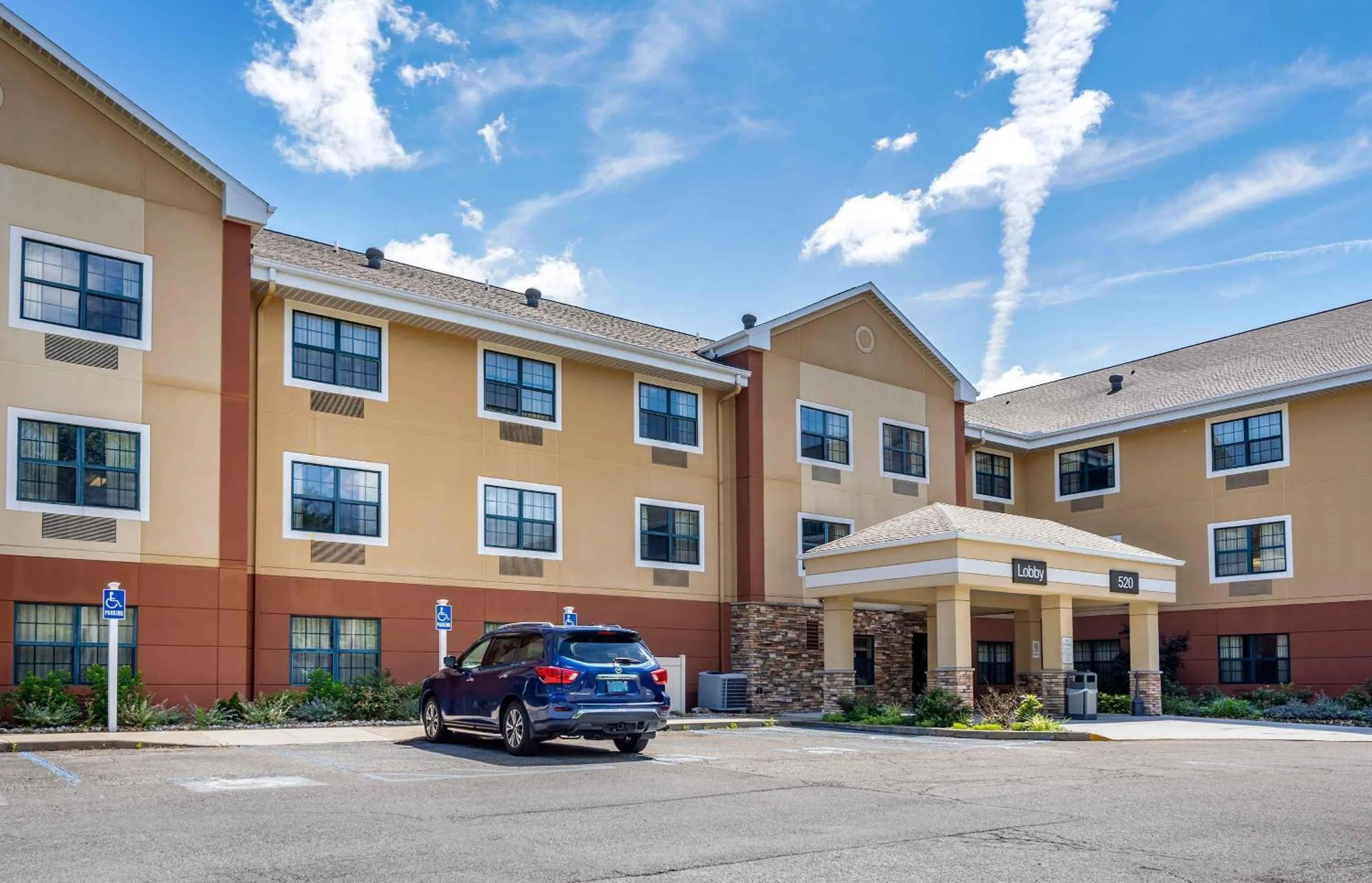 Property building in Extended Stay America Suites - Pittsburgh - Carnegie