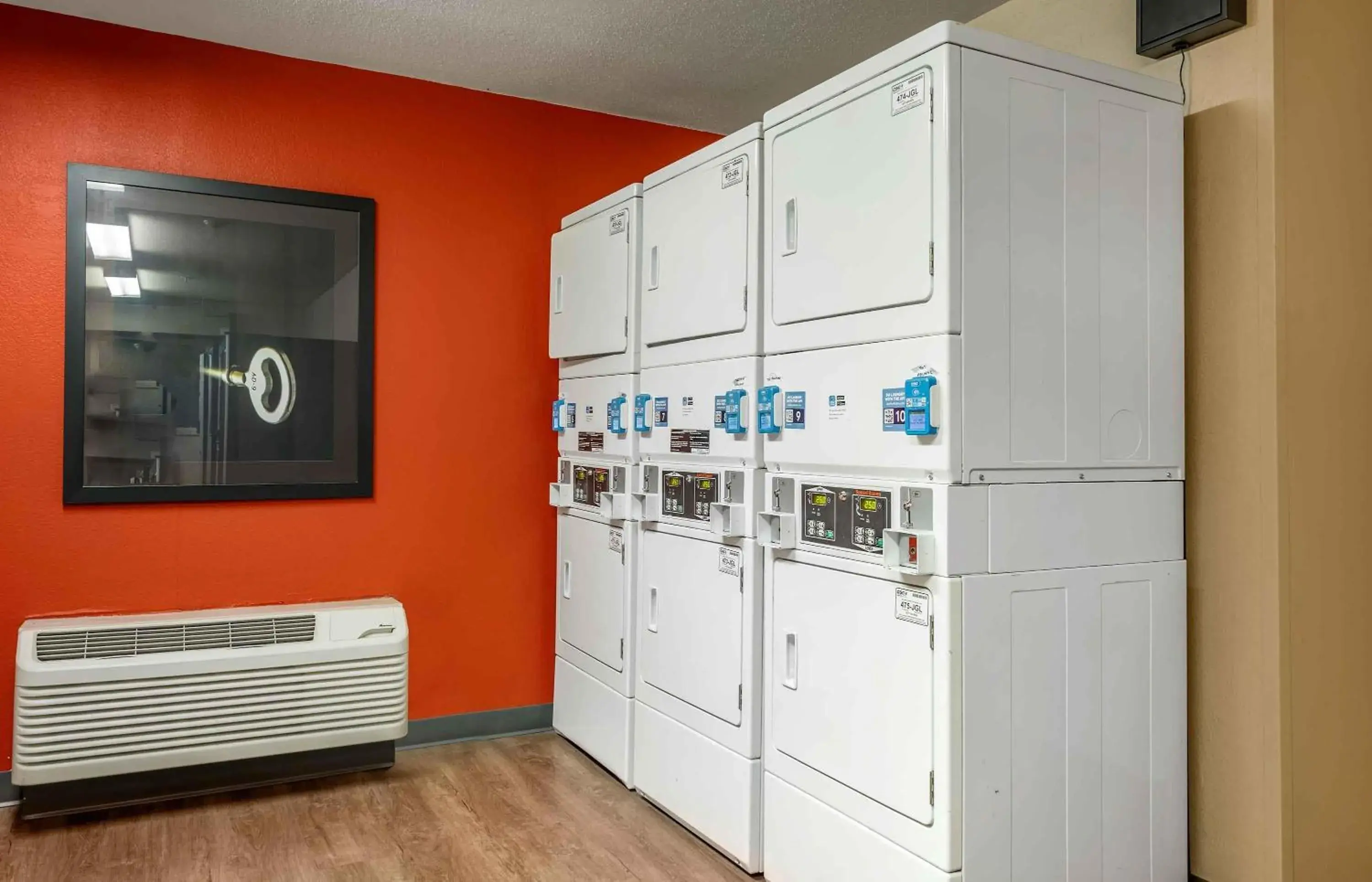 Property building in Extended Stay America Suites - Pittsburgh - Carnegie Property building in Extended Stay America Suites - Pittsburgh - Carnegie