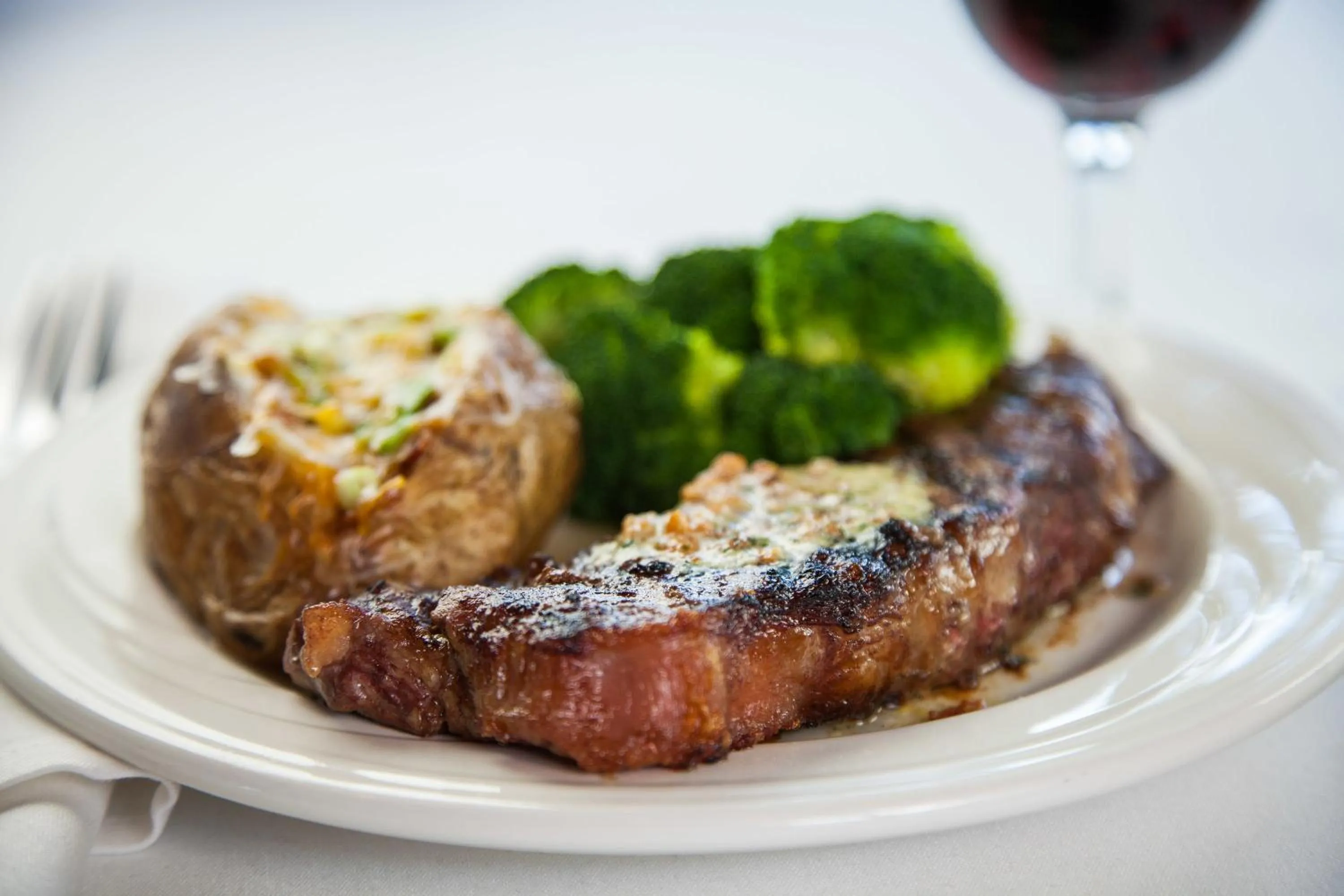 Restaurant/places to eat in Evergreen Resort