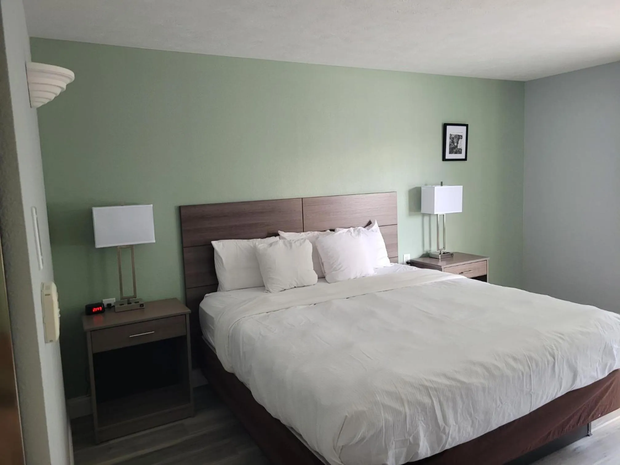 Bed in Evergreen Resort