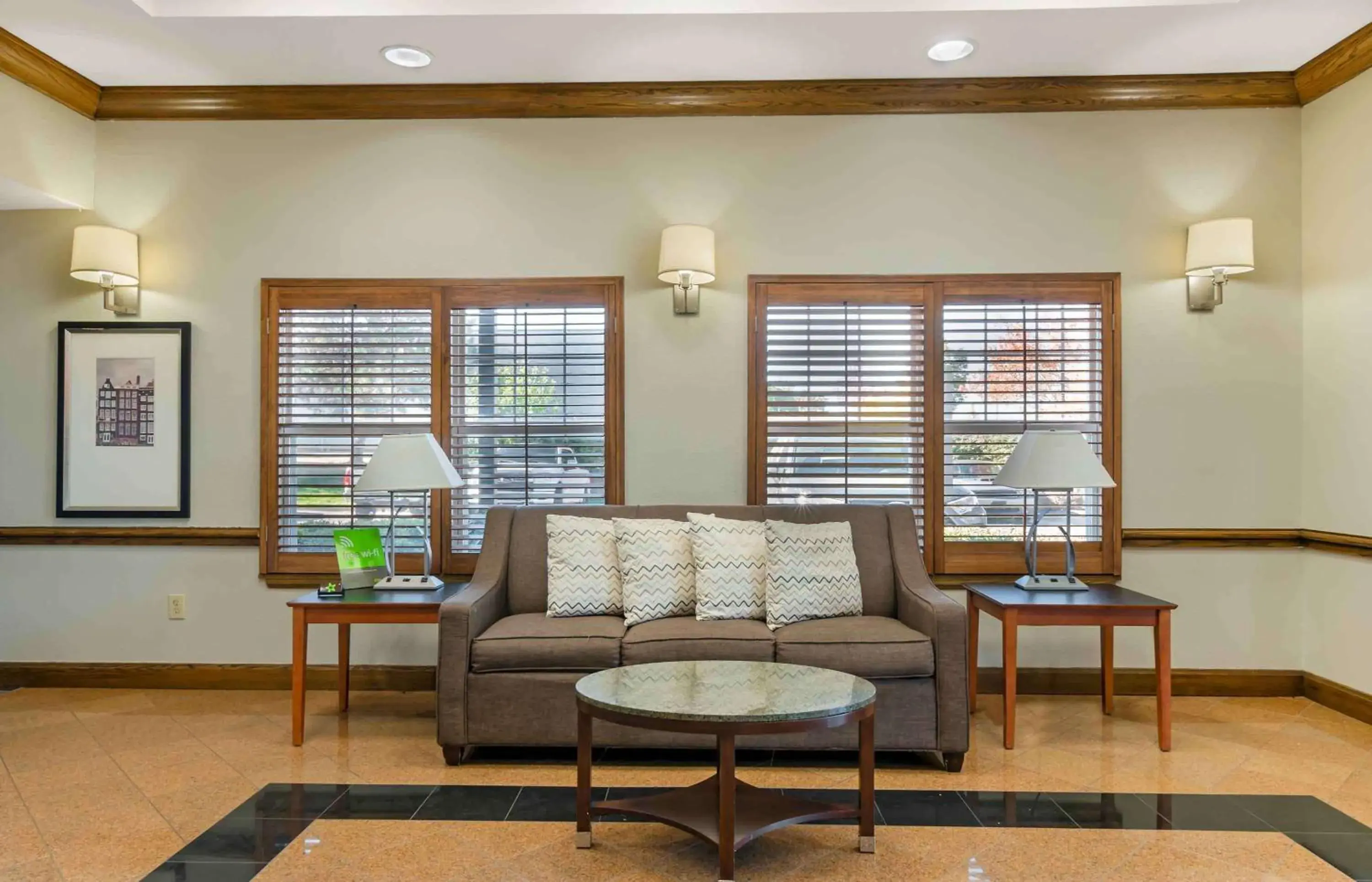 Lobby or reception in Extended Stay America Suites - Kansas City - Lenexa - 87th St Lobby or reception in Extended Stay America Suites - Kansas City - Lenexa - 87th St