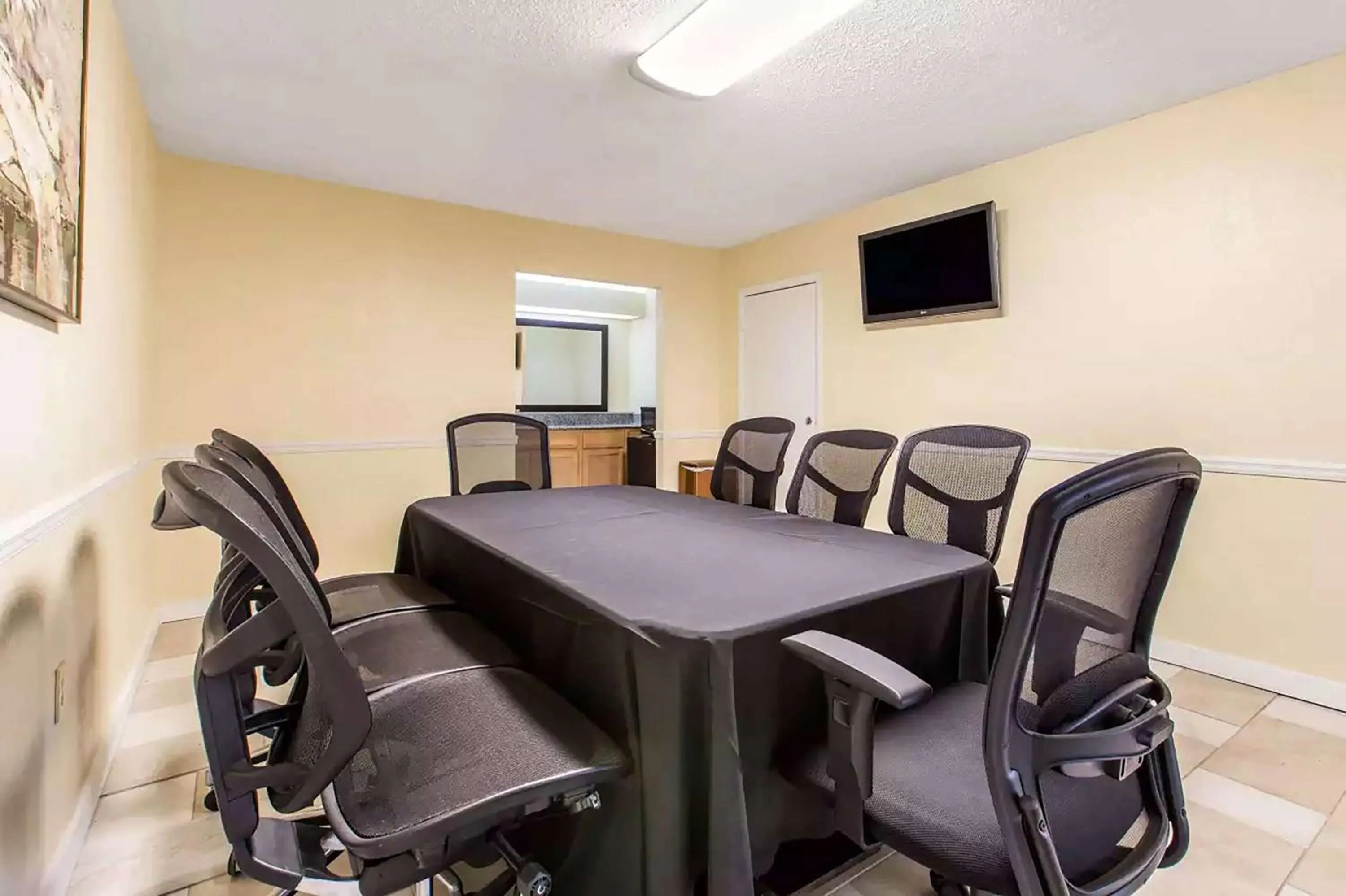 Meeting/conference room in Rodeway Inn Santee I-95