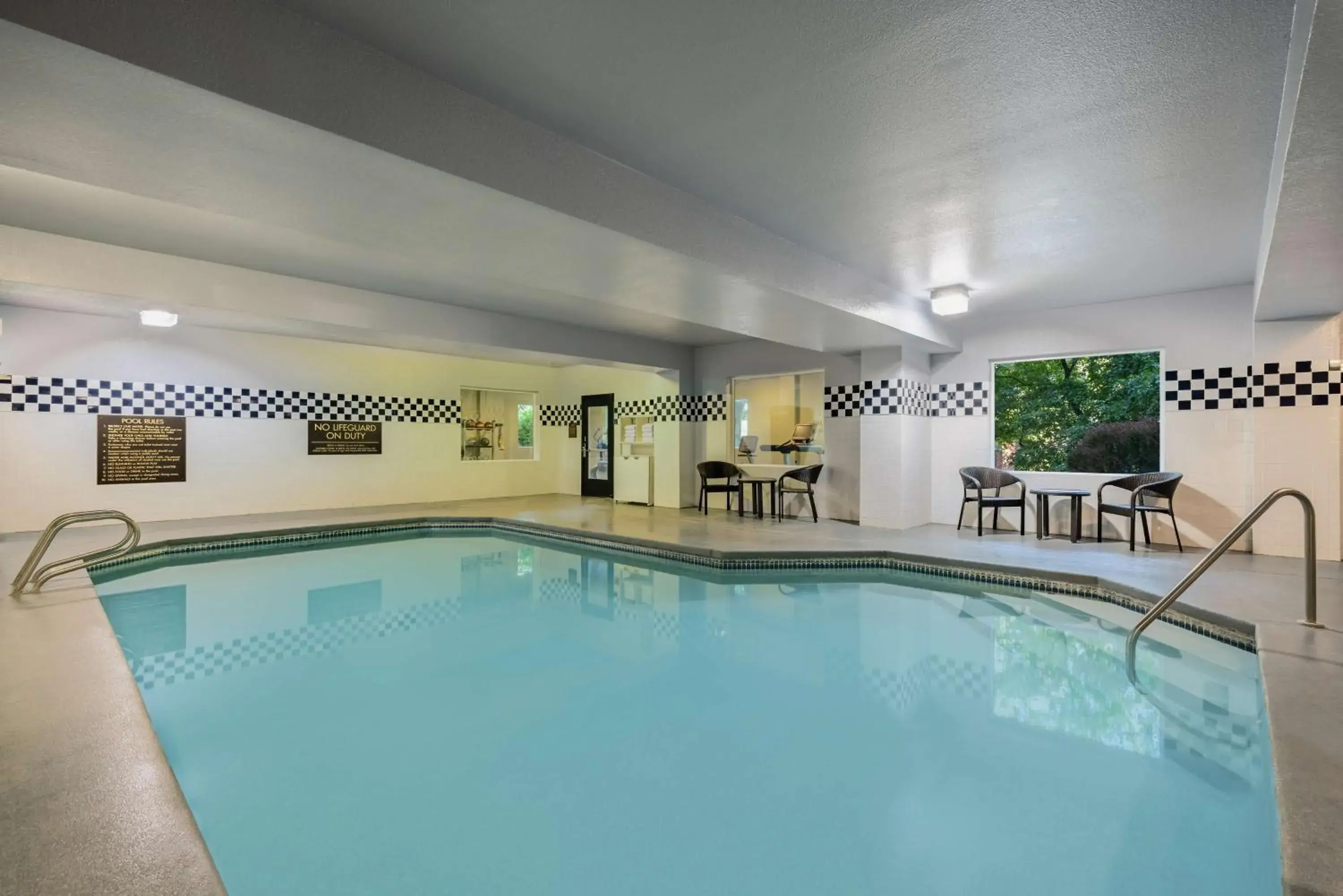 Pool view in The Newberry Hotel Bend, Tapestry Collection by Hilton Pool view in The Newberry Hotel Bend, Tapestry Collection by Hilton