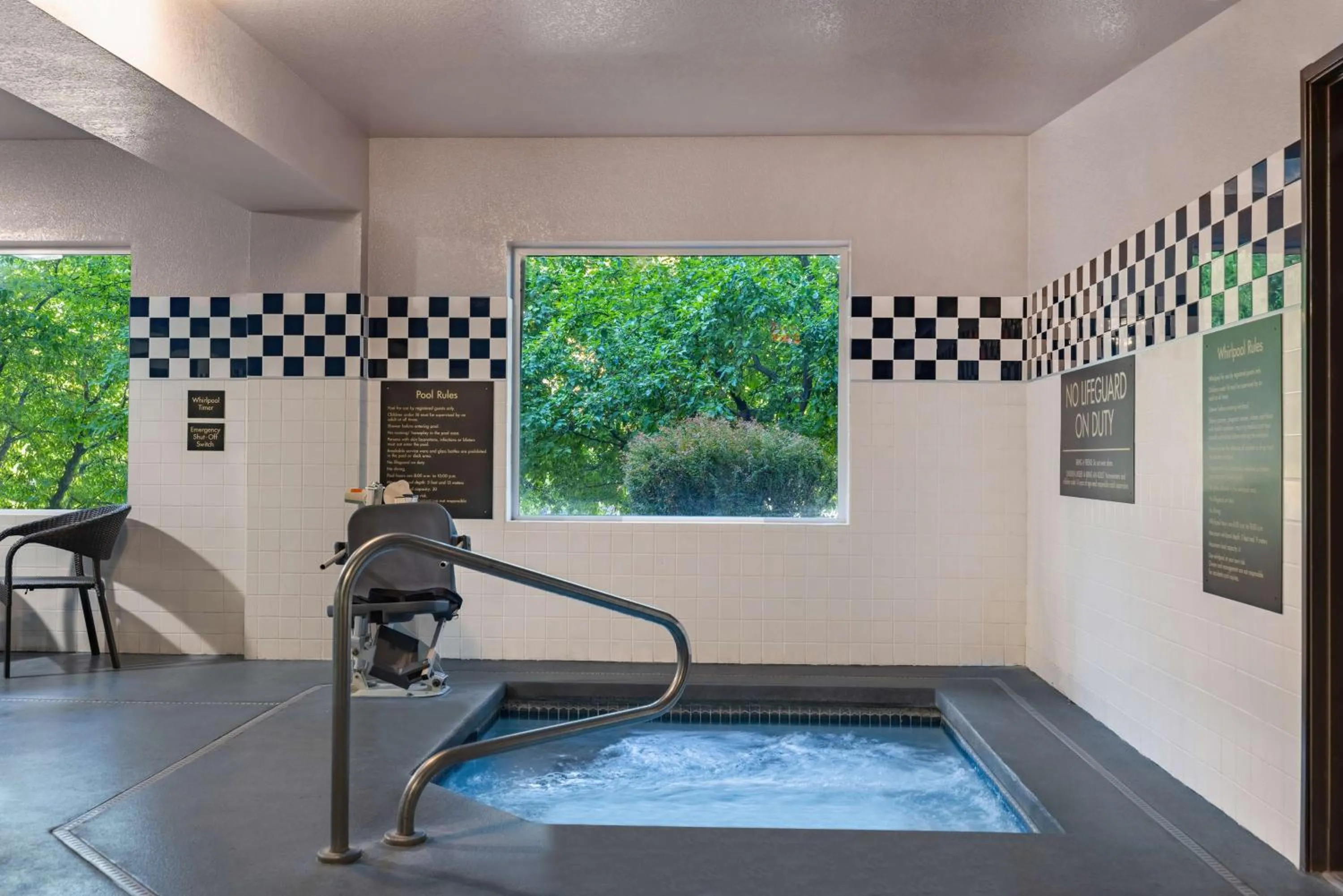 Pool view in The Newberry Hotel Bend, Tapestry Collection by Hilton