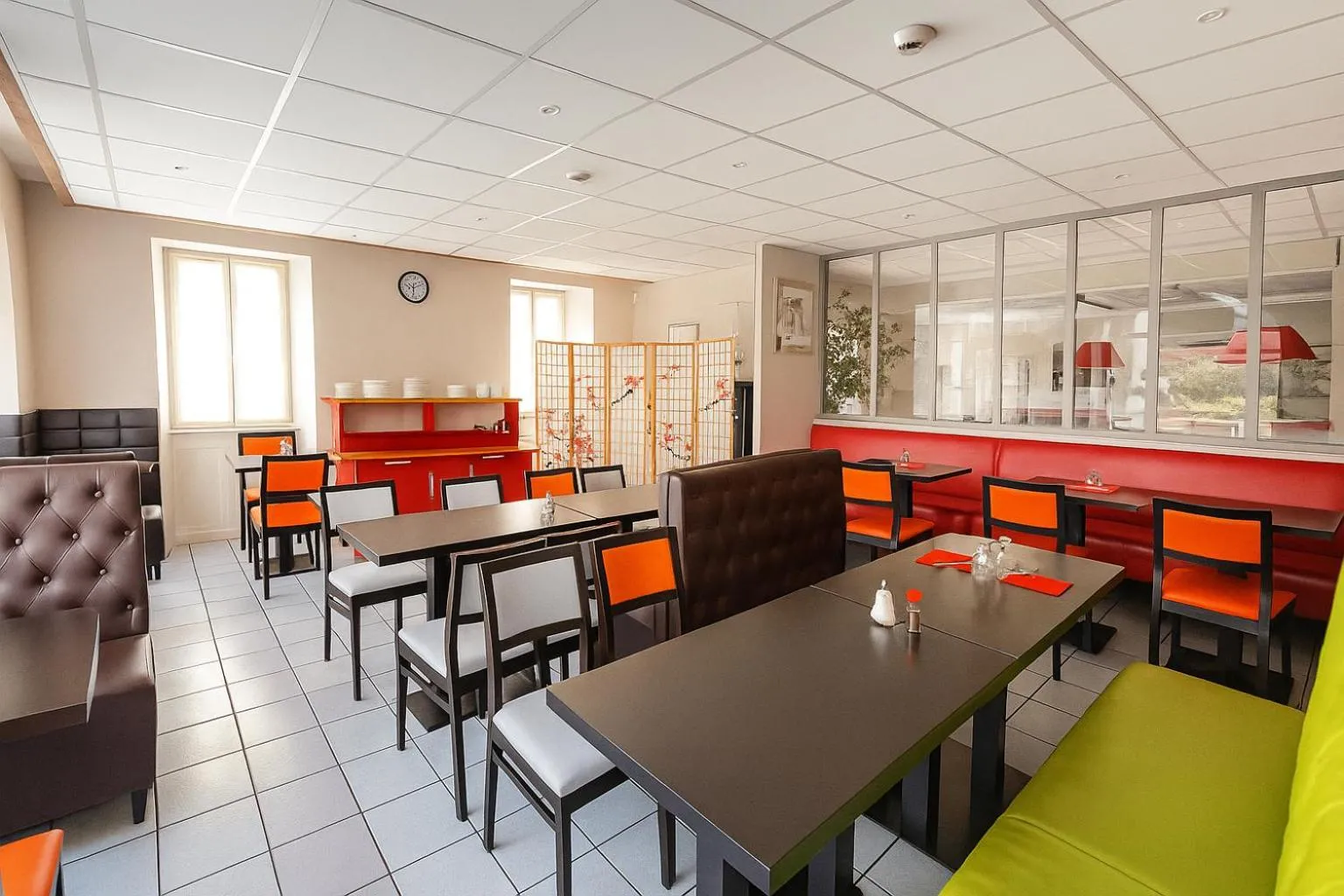Logis Hôtel de Genève et Restaurant , Faverges-Seythenex