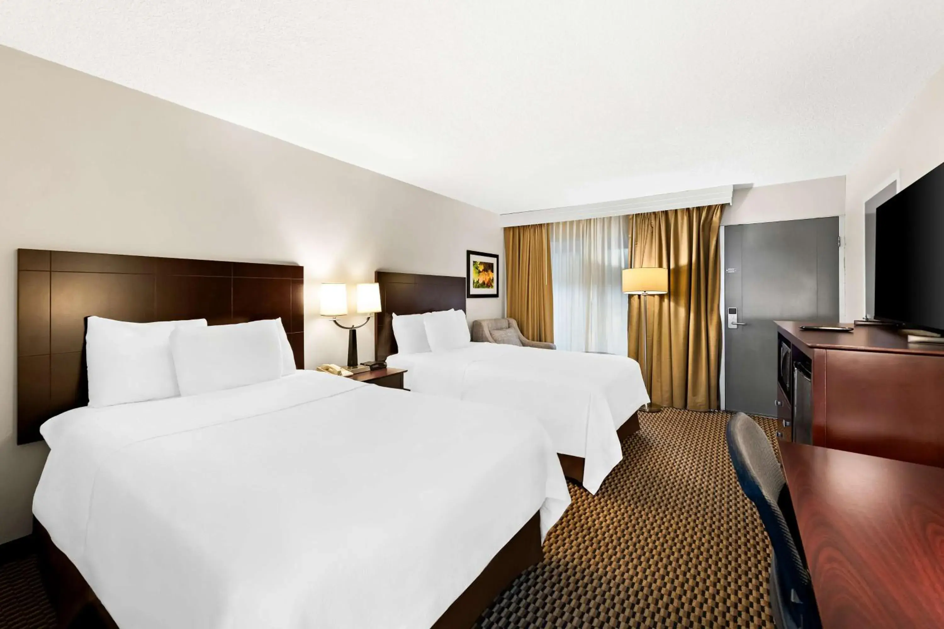 Double Room with Two Double Beds - Non-Smoking in Best Western State Fair Inn Double Room with Two Double Beds - Non-Smoking in Best Western State Fair Inn