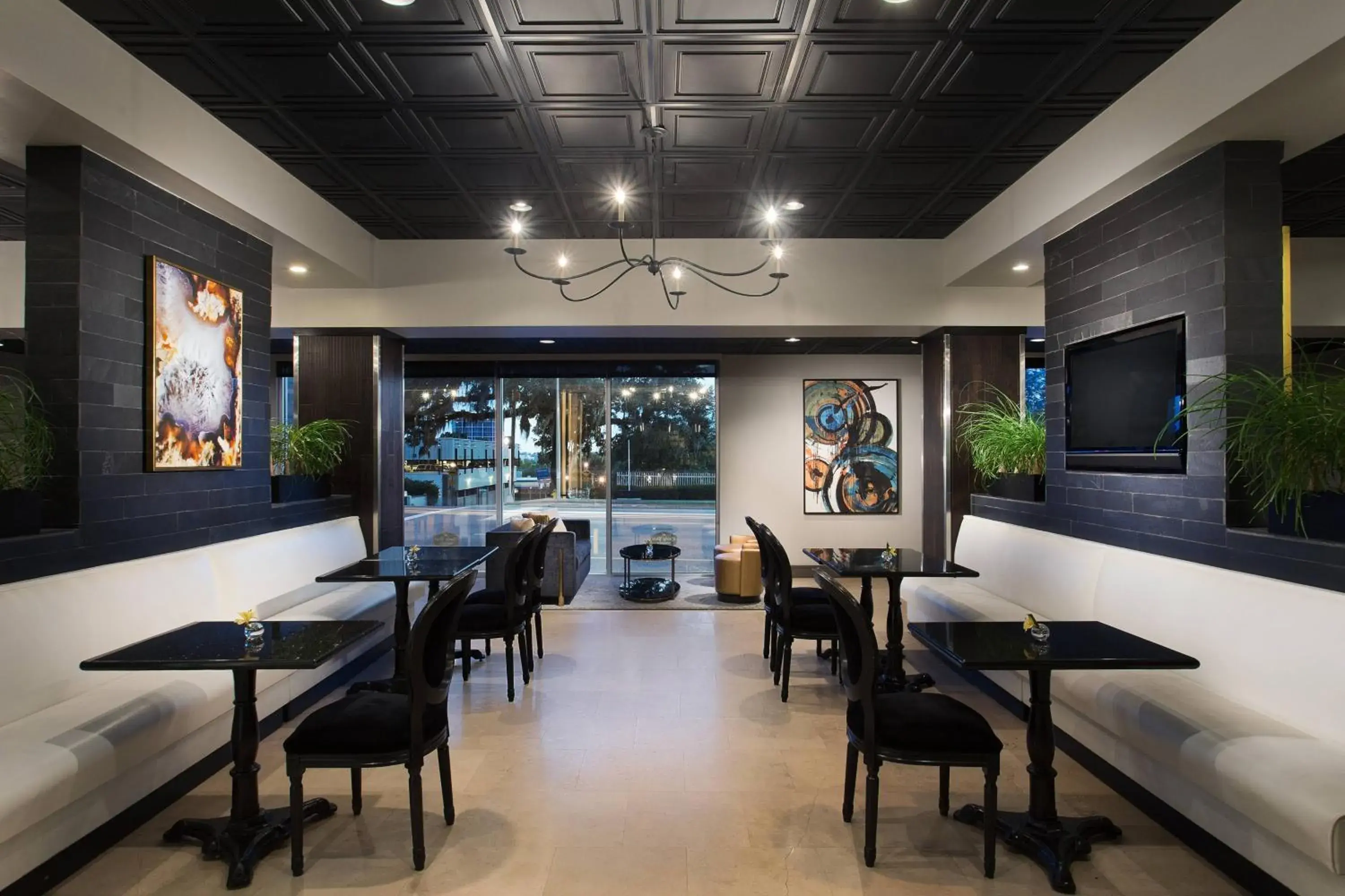 Lounge or bar in Hotel Duval, Autograph Collection Lounge or bar in Hotel Duval, Autograph Collection