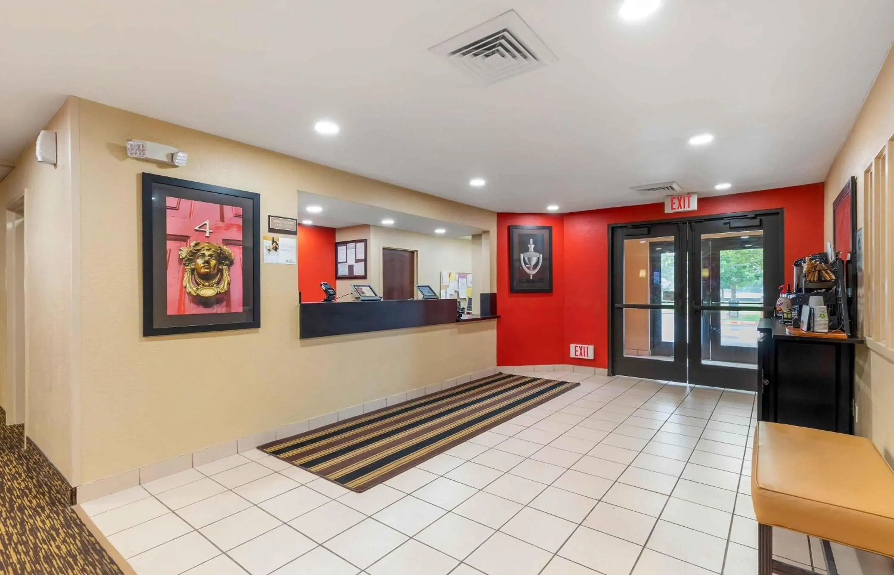 Lobby or reception in Extended Stay America Suites - Austin - Southwest Lobby or reception in Extended Stay America Suites - Austin - Southwest