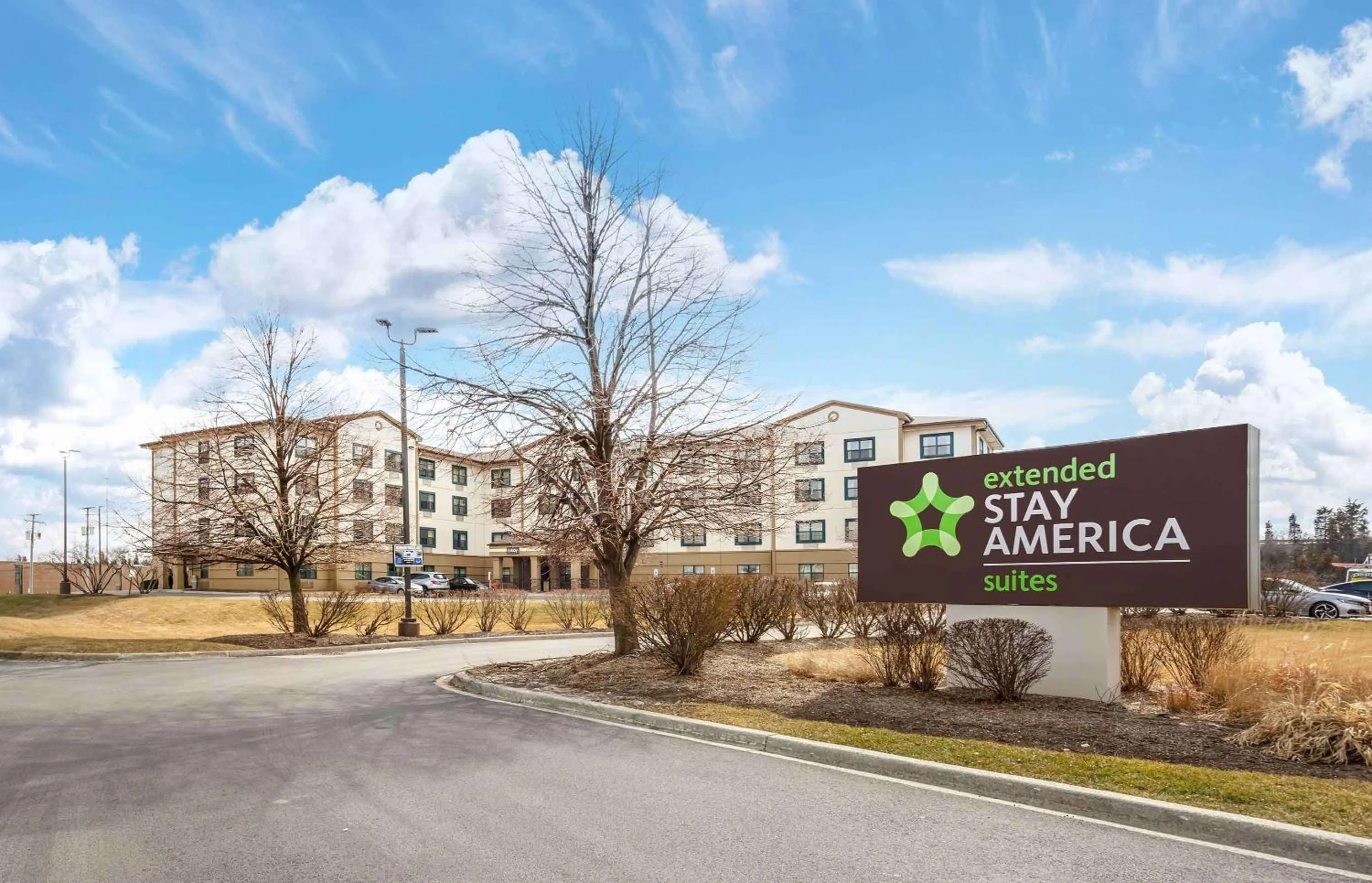 Property building in Extended Stay America Suites - Chicago - Elmhurst - O'Hare