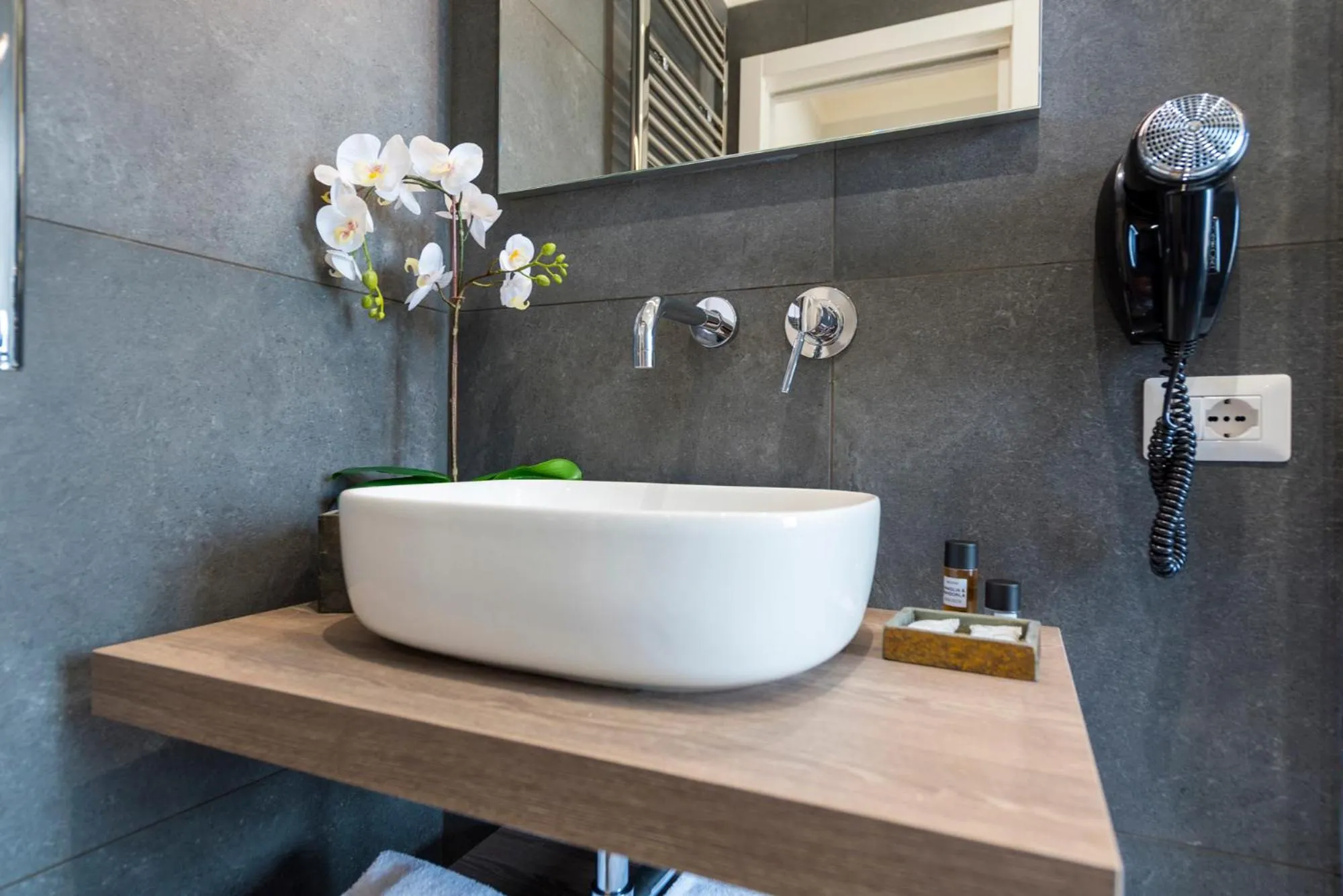 Bathroom in Rent Rooms Trastevere