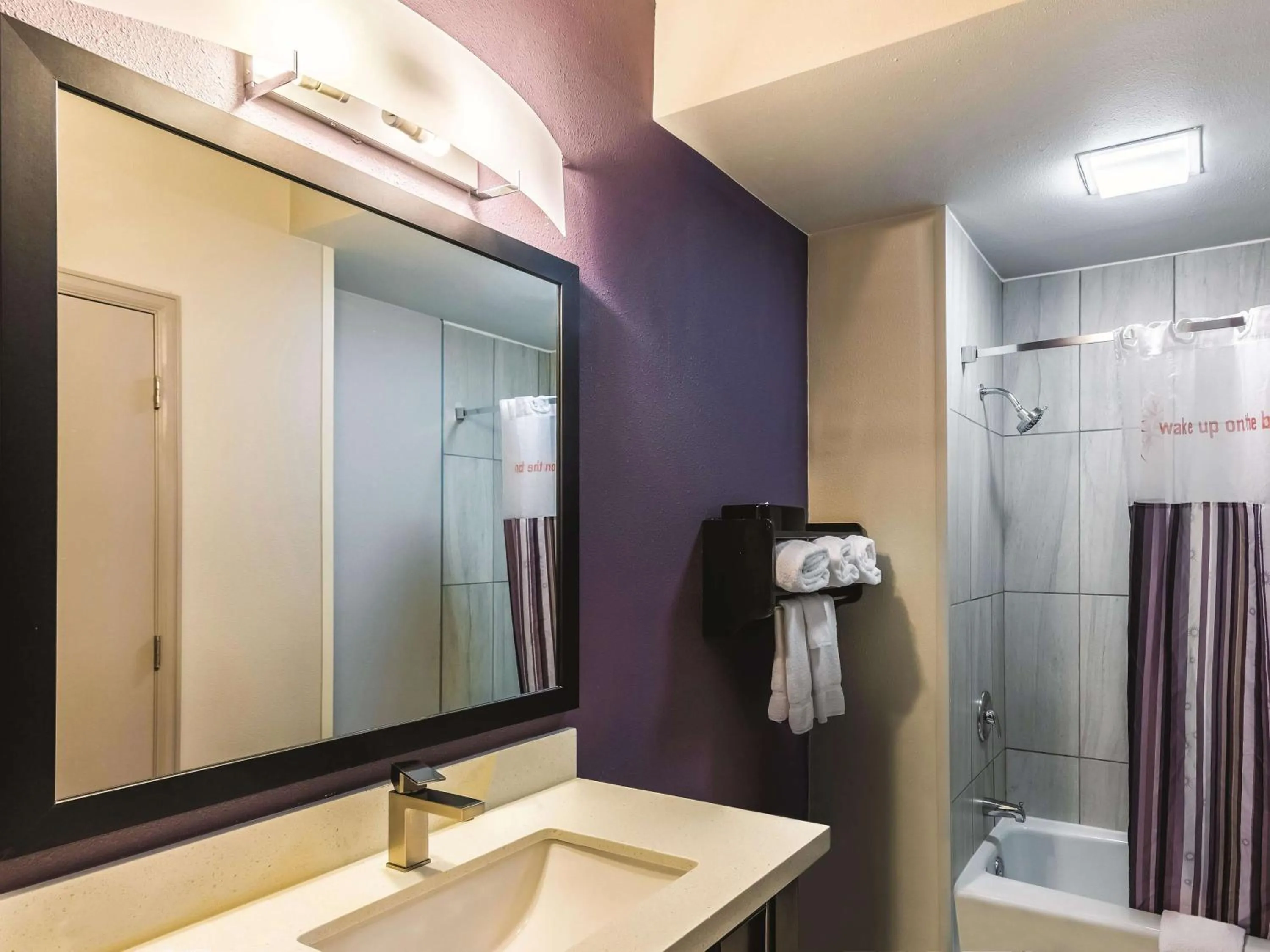 Photo of the whole room in La Quinta by Wyndham Colorado Springs North