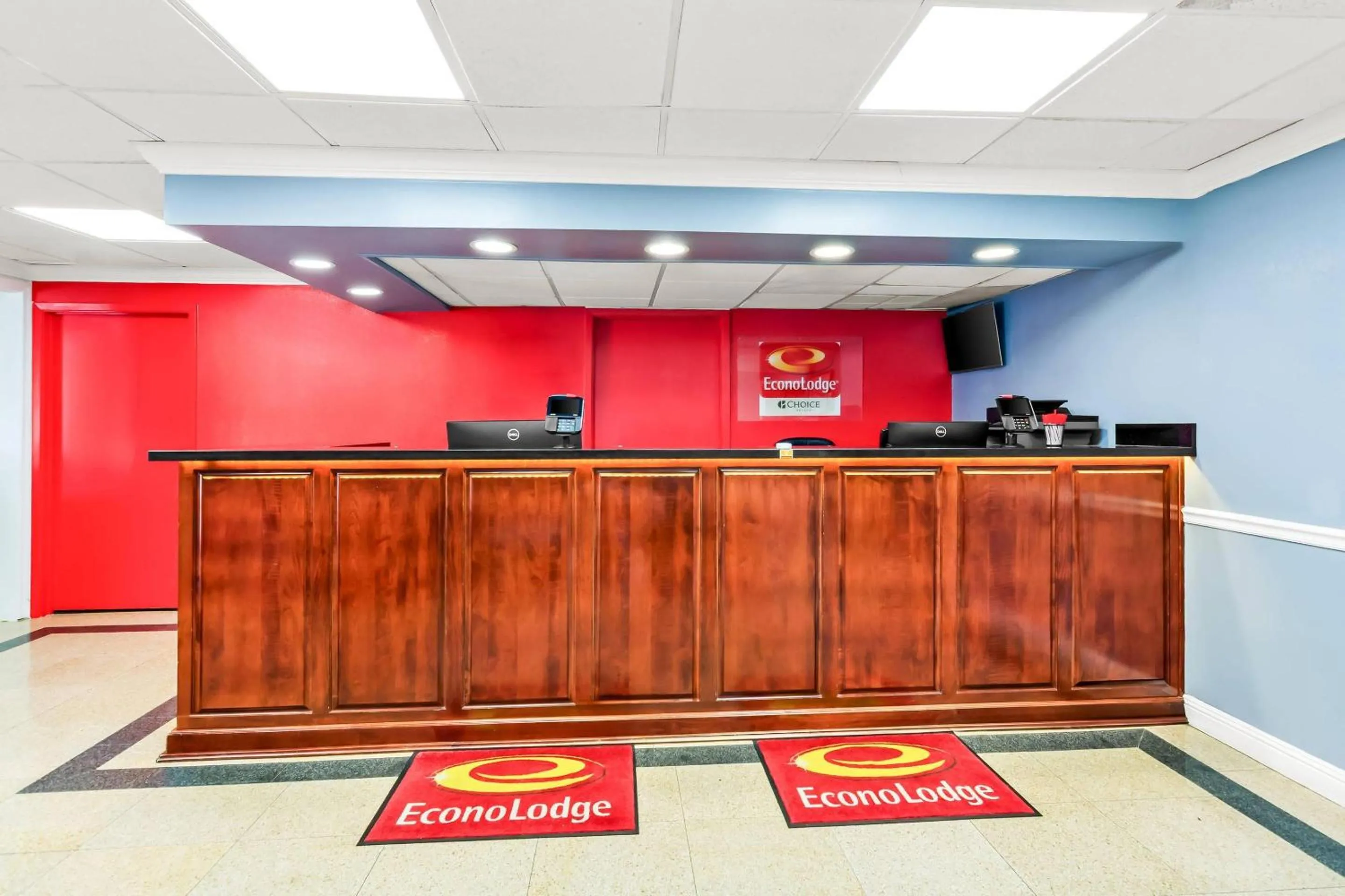 Lobby or reception in Econo Lodge Mt Hope - Beckley
